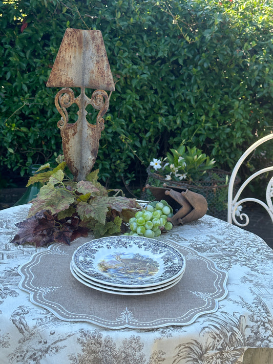 Tovaglietta Rotonda Ricamata Beige/ Bianco