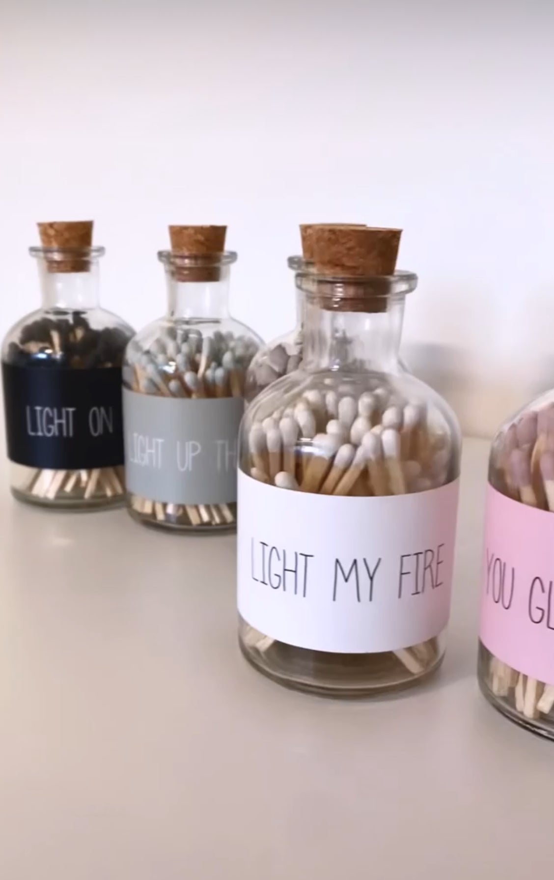 Bottiglia Con Fiammiferi Tortora "Matches to Match"