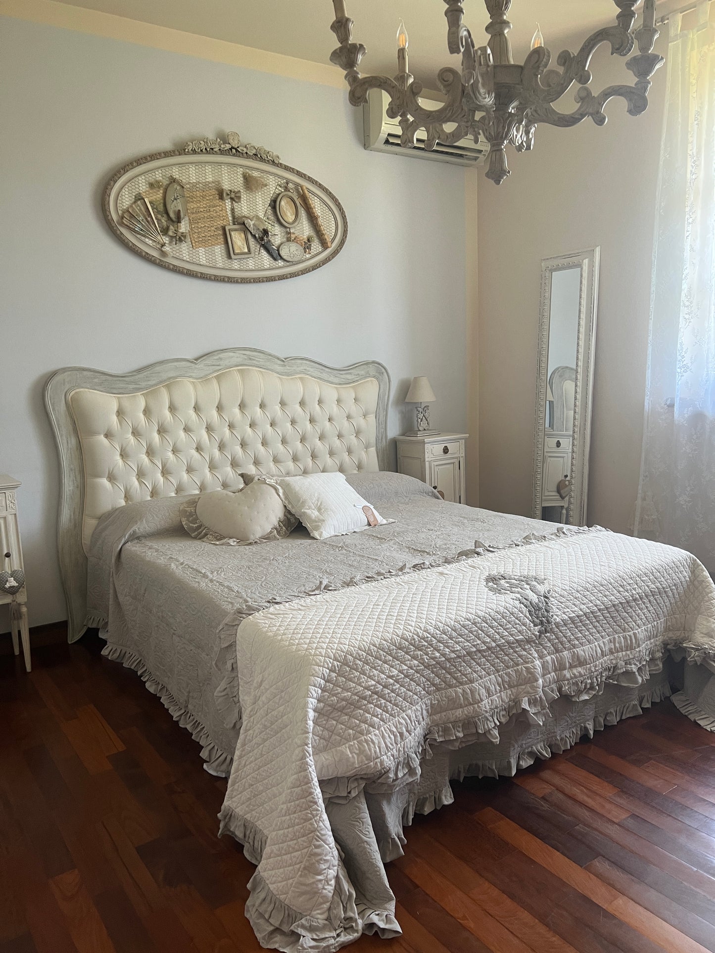 Cornice Ovale Imbottita Con Rete