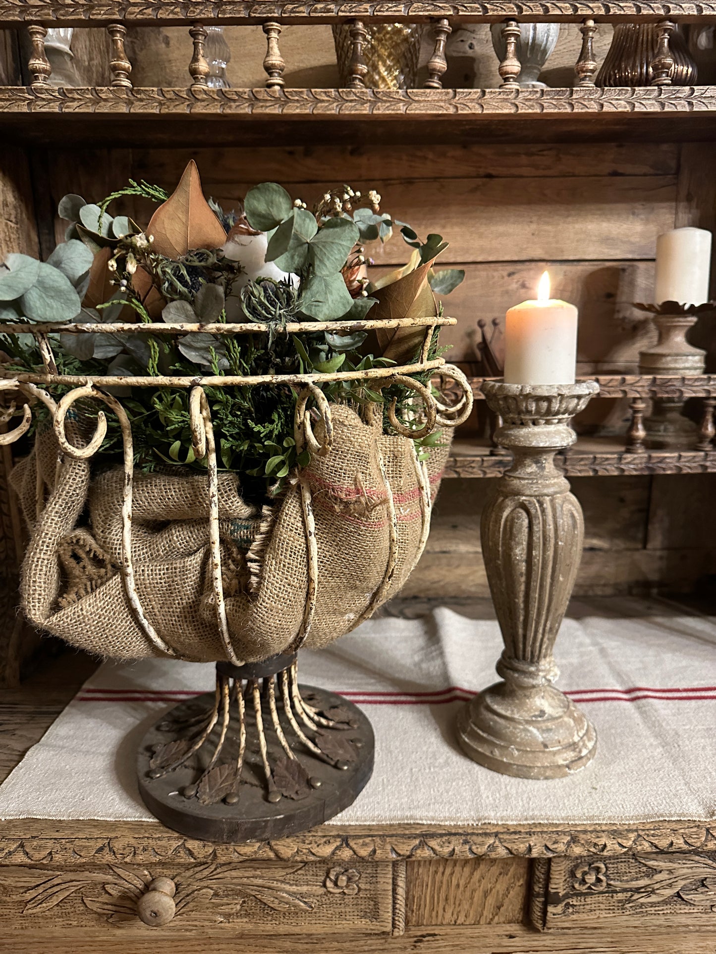 Candelabro Con Piatto Intarsiato Con Patina Antica