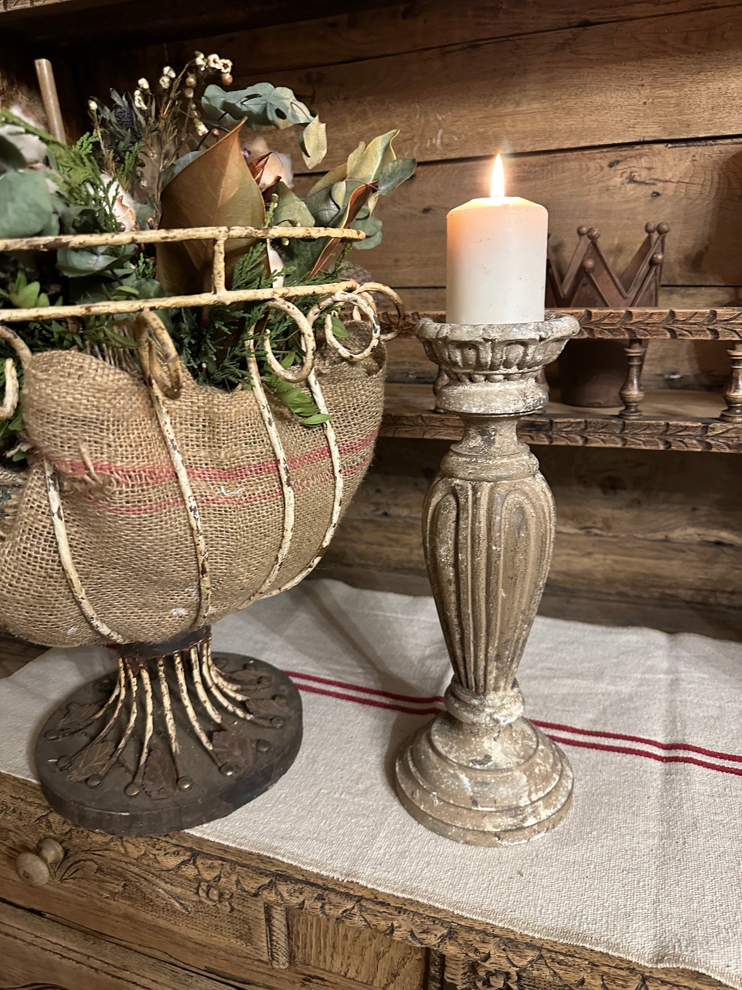 Candelabro Con Piatto Intarsiato Con Patina Antica