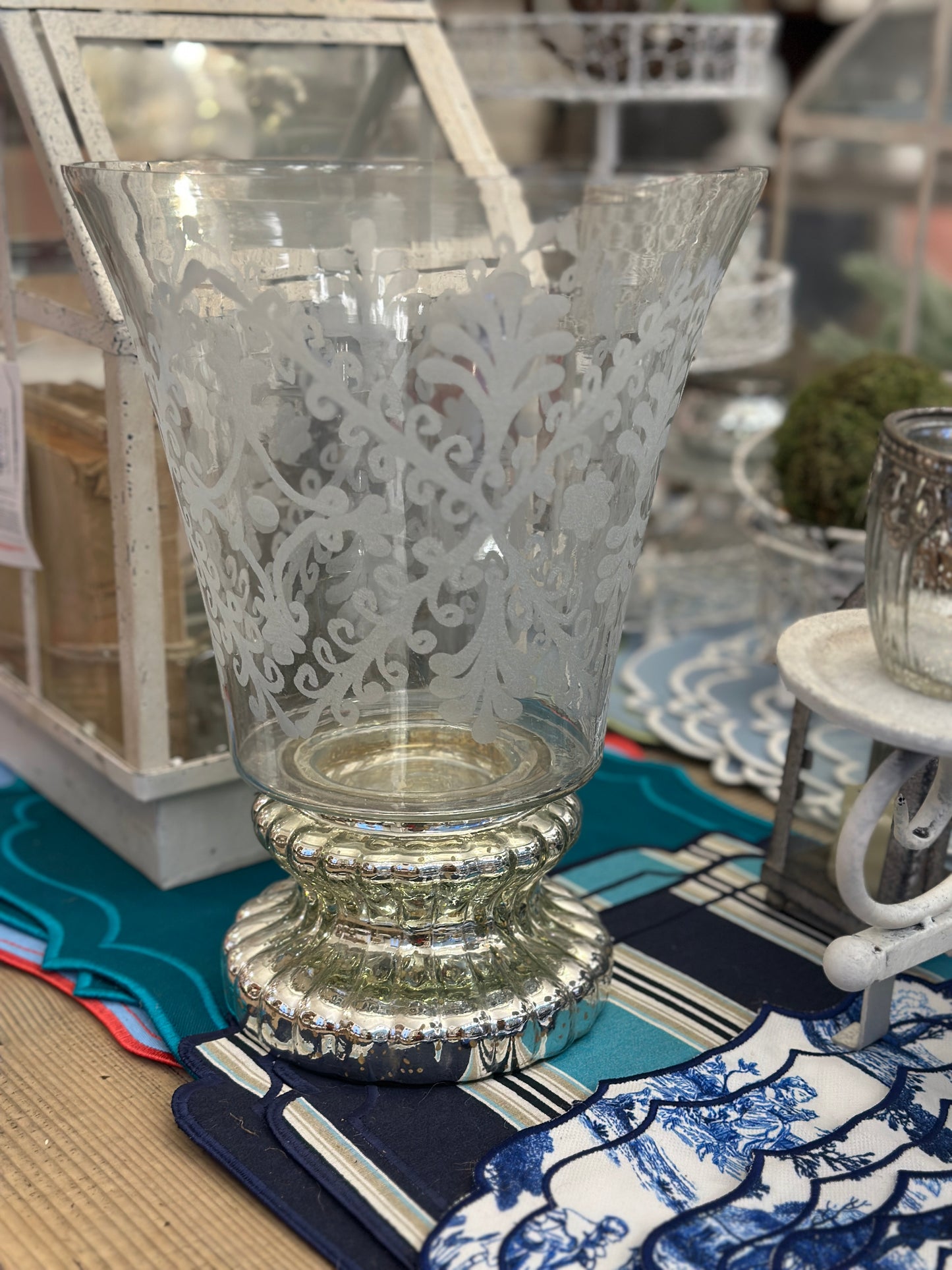 Vaso Con Piedistallo Argento