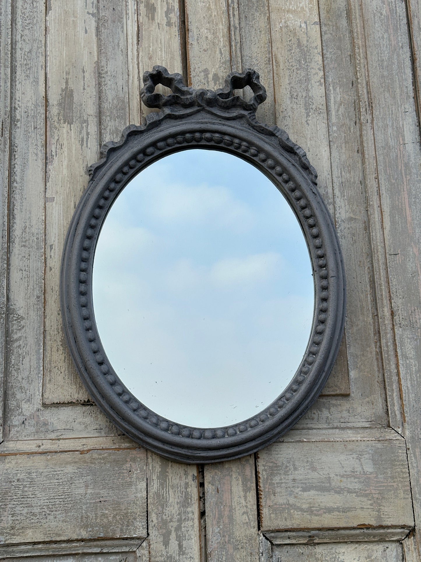 Specchio Nodo D'Amore Ovale Verticale Grigio