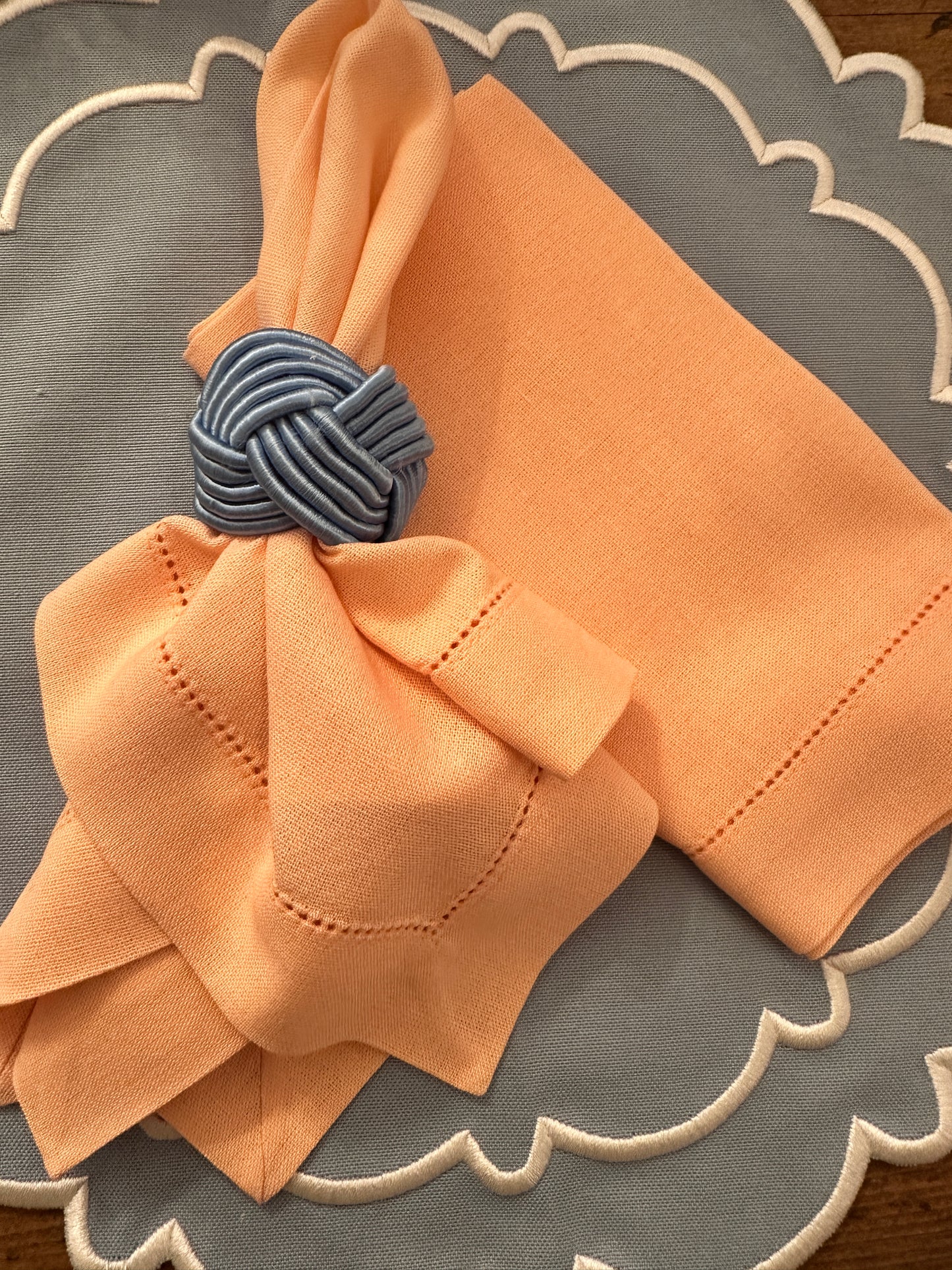 Tovagliolo Rosa Pesca Con Orlo A Giorno