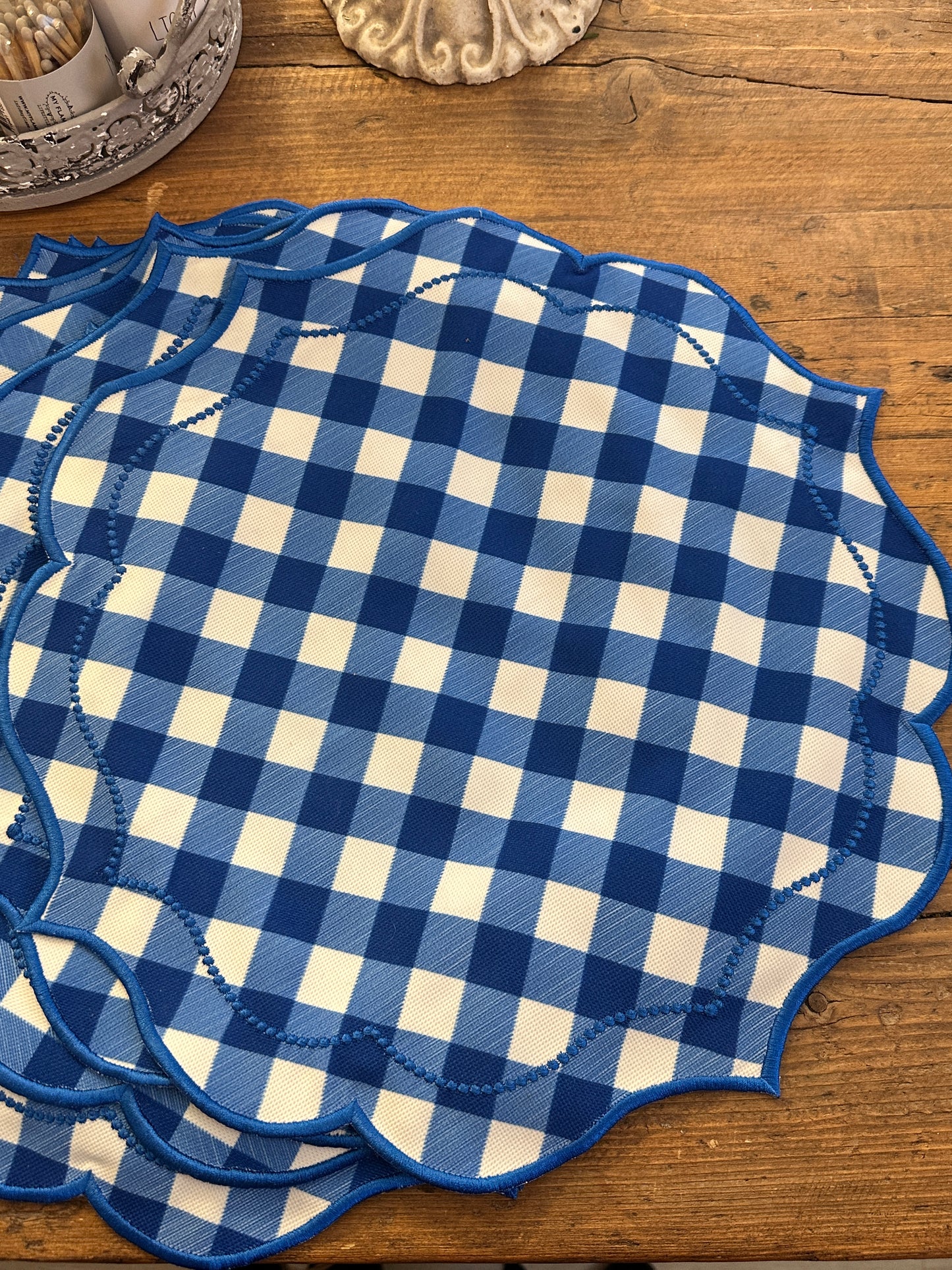 Tovaglietta Bluette A Quadretti Vichy Ricamata