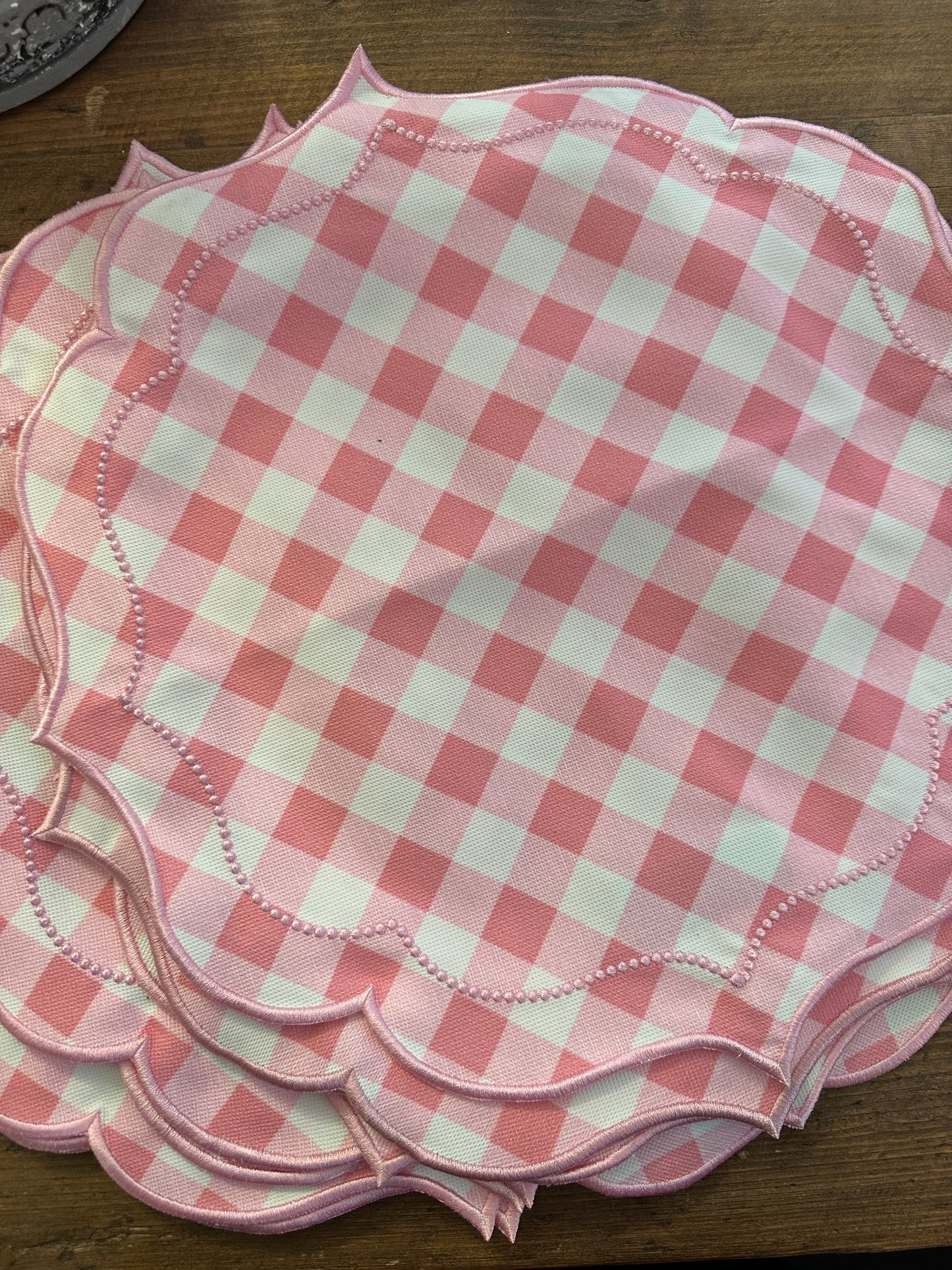 Tovaglietta Rosa A Quadretti Vichy Ricamata