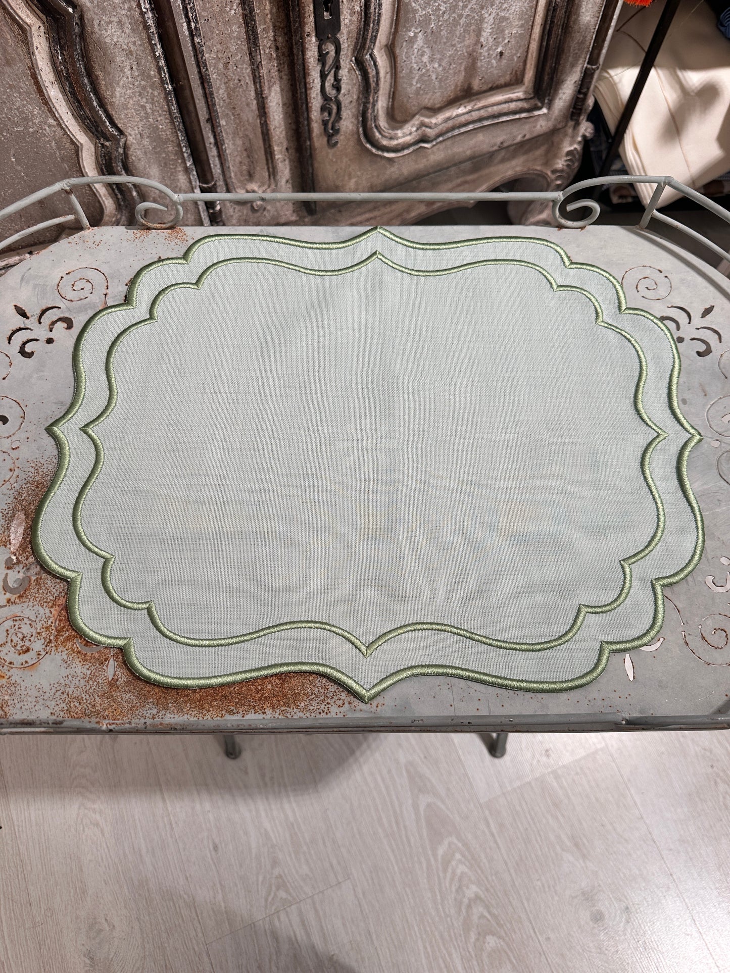 Tovaglietta Lino Ricamata Verde Chiaro