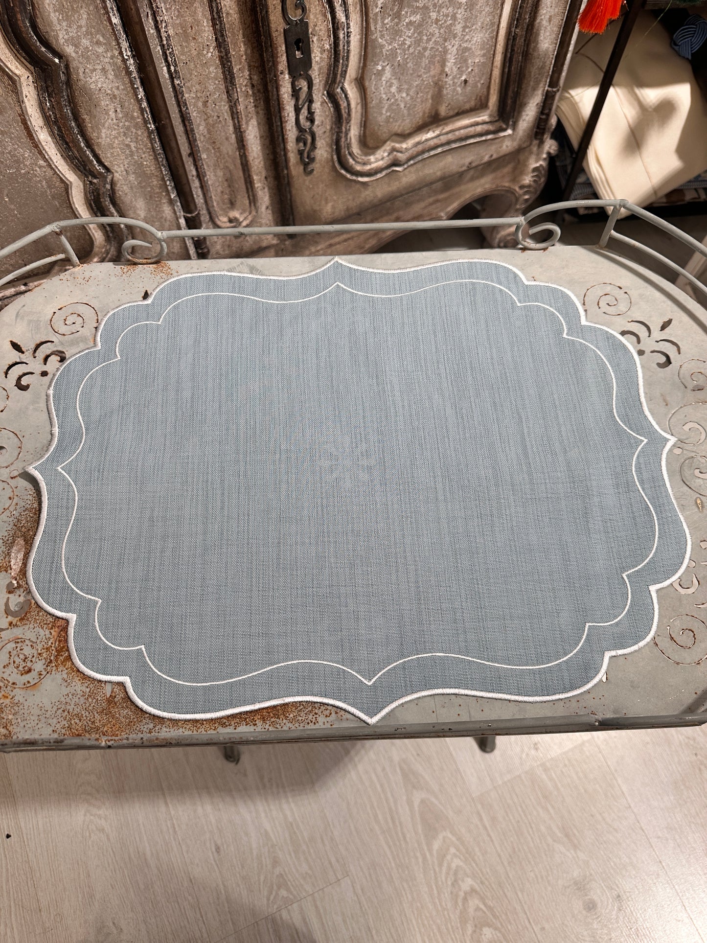 Tovaglietta Lino Ricamata Azzurro/ Bianco