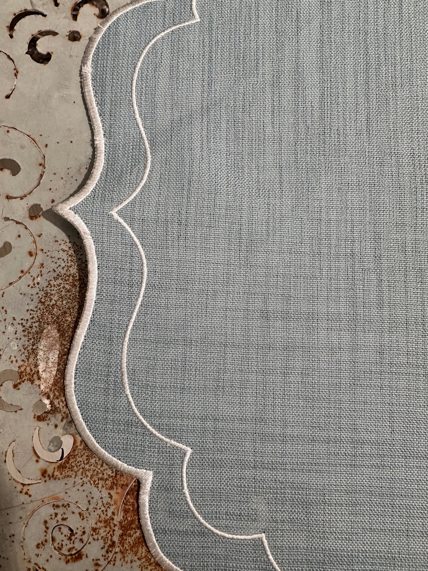 Tovaglietta Lino Ricamata Azzurro/ Bianco
