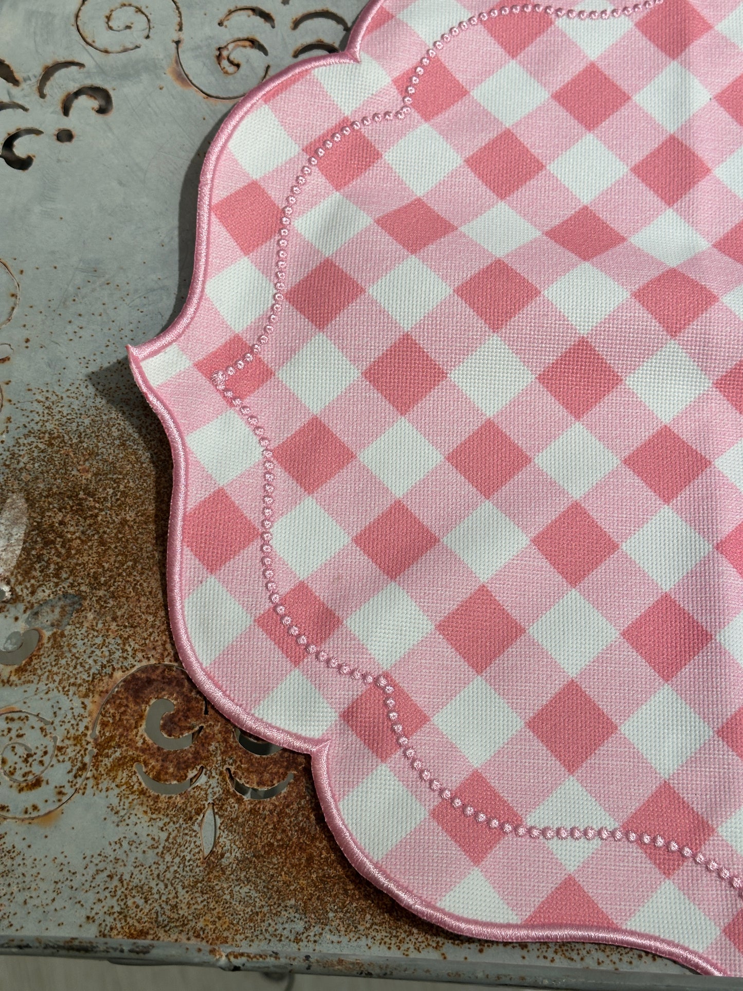 Tovaglietta Rosa A Quadretti Vichy Ricamata
