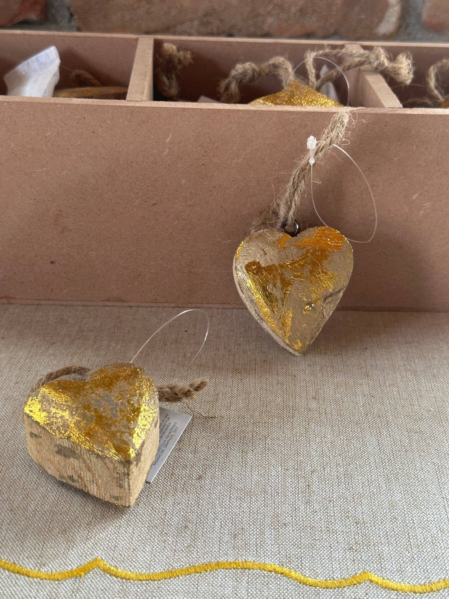 Pendagli Albero Legno E Oro