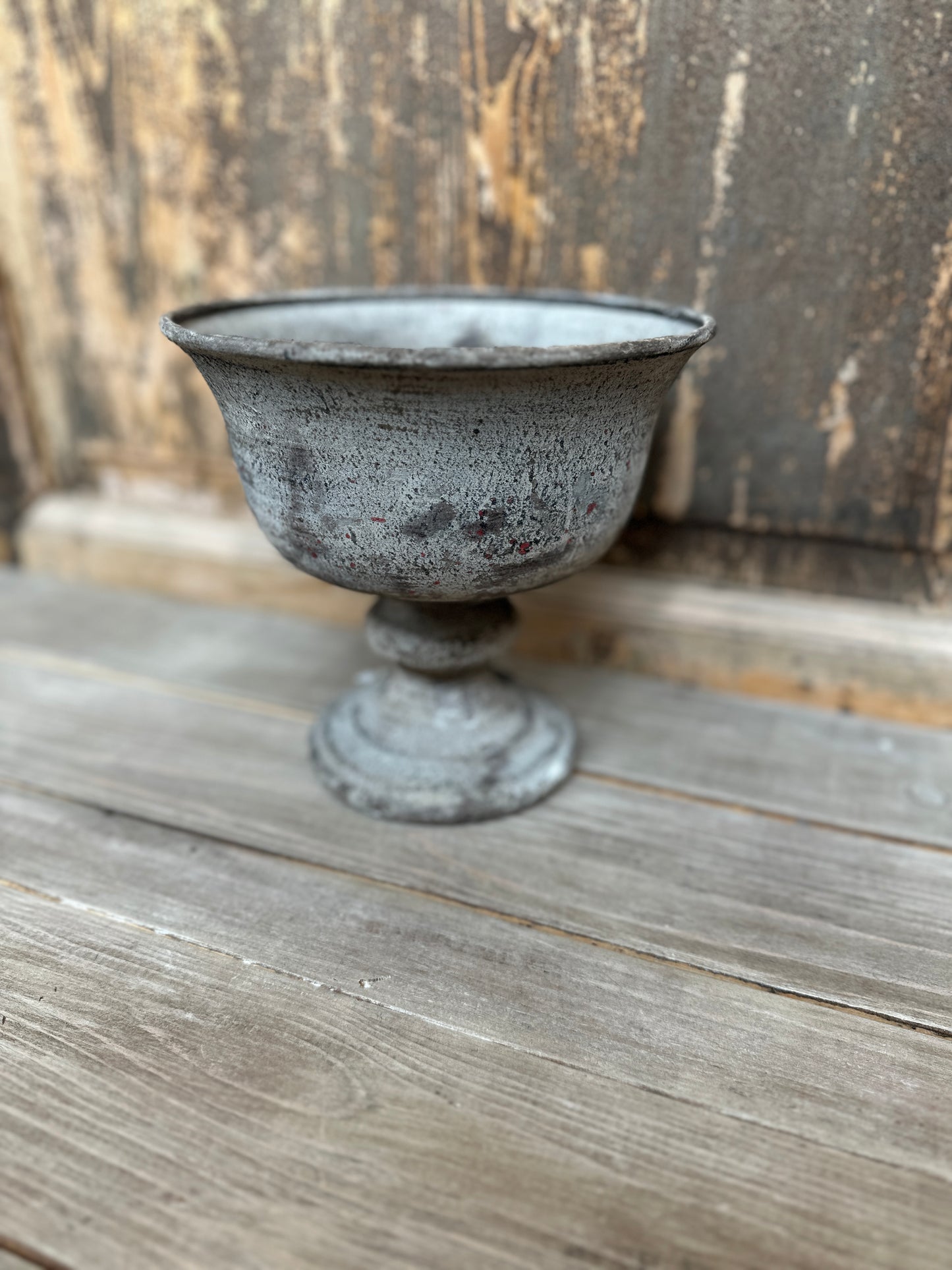 Vaso Anticato In Metallo