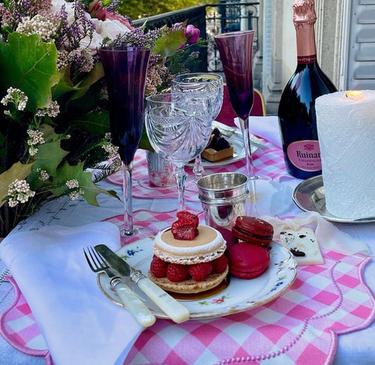 Tovaglietta Rosa A Quadretti Vichy Ricamata