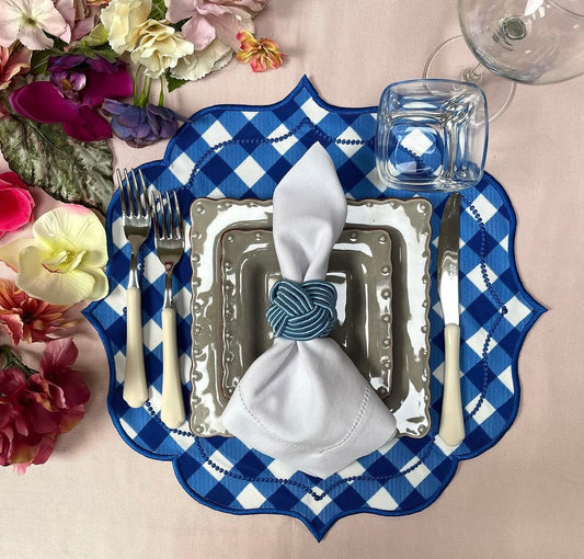 Tovaglietta Bluette A Quadretti Vichy Ricamata