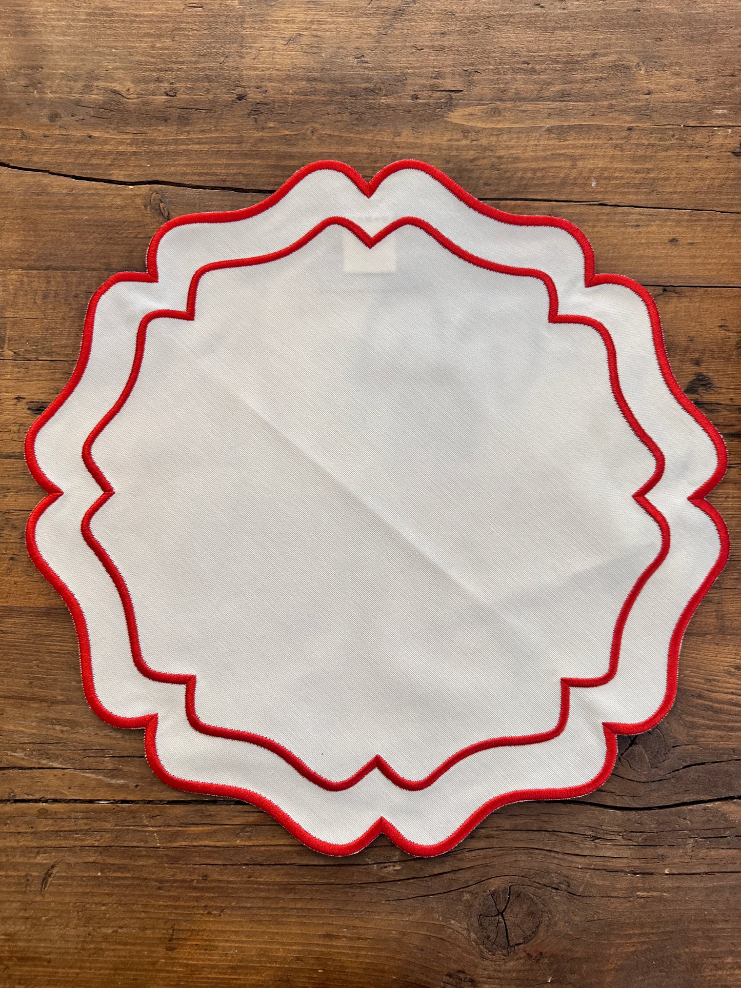 Tovaglietta Rotonda Idrorepellente Ricamata Bianco/ Rosso