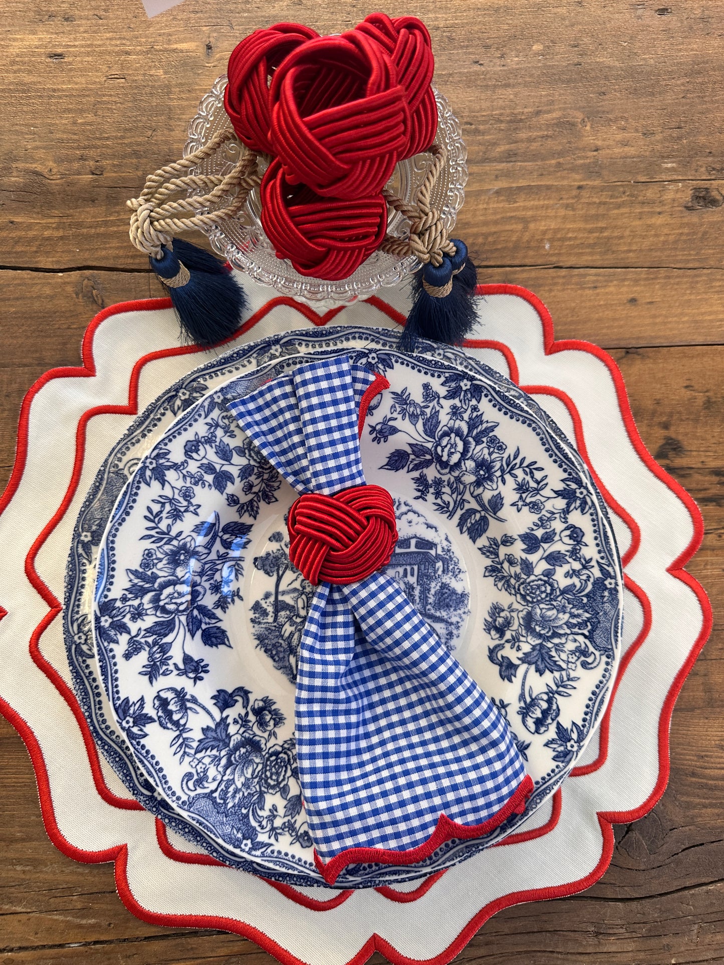Tovaglietta Rotonda Idrorepellente Ricamata Bianco/ Rosso
