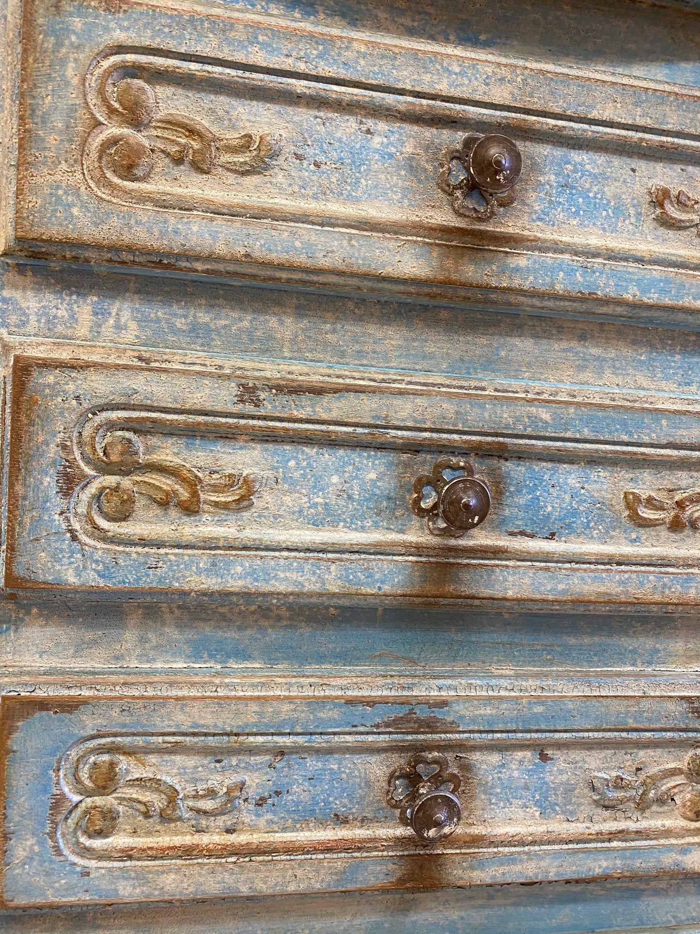 Cassettiera Provenzale Decorata