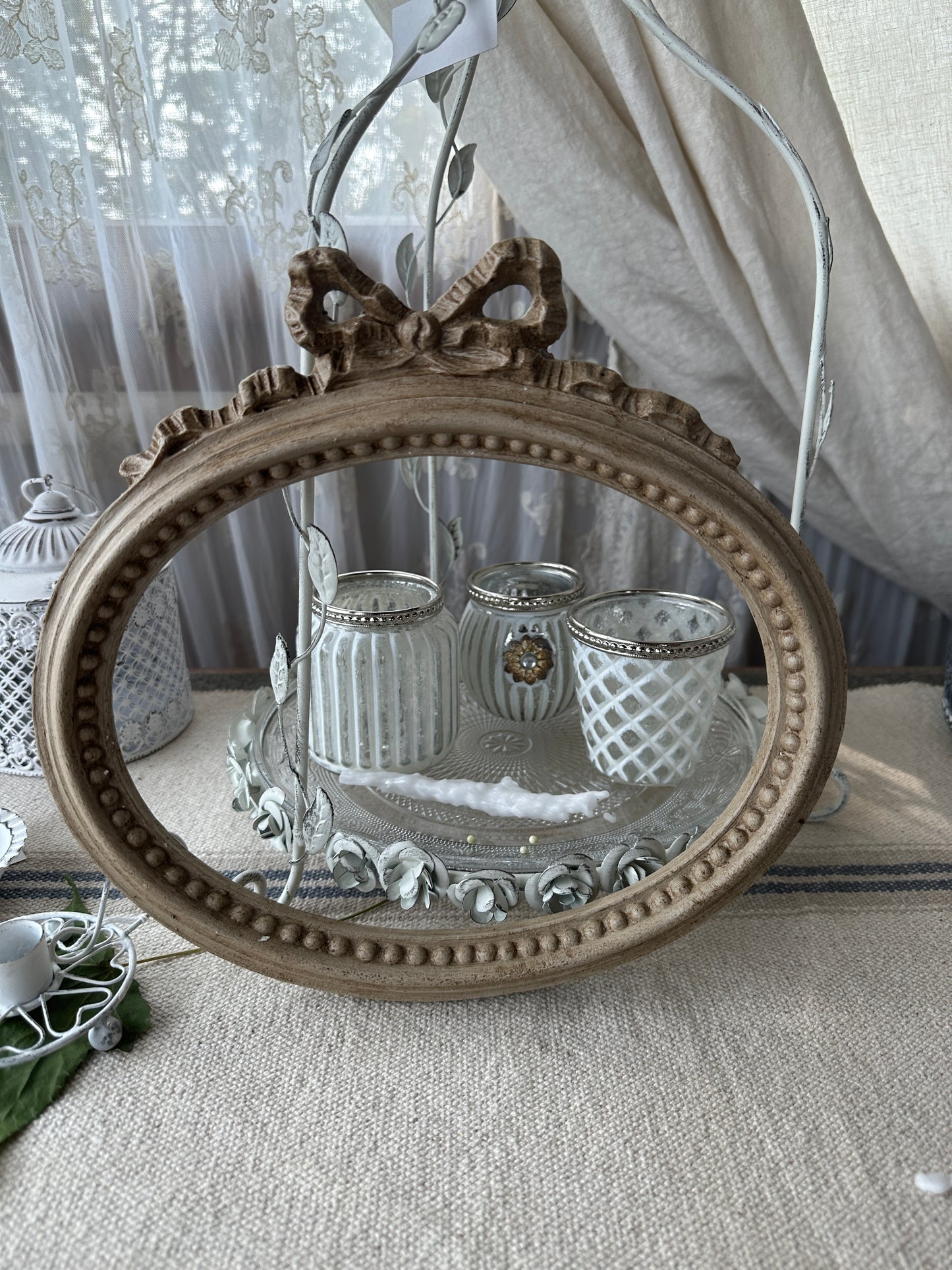 Cornice Nodo D'Amore Ovale Orizzontale