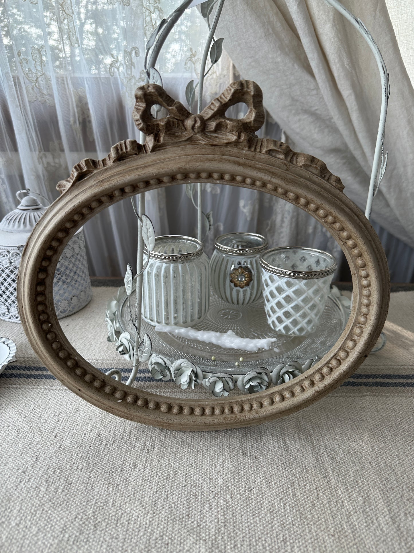 Cornice Nodo D'Amore Ovale Orizzontale