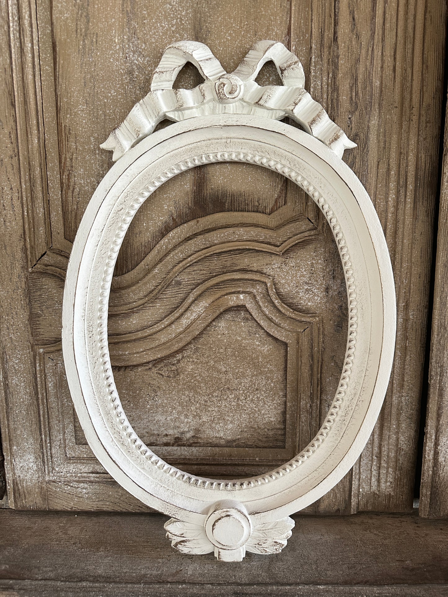 Cornice Ovale Con Fiocco