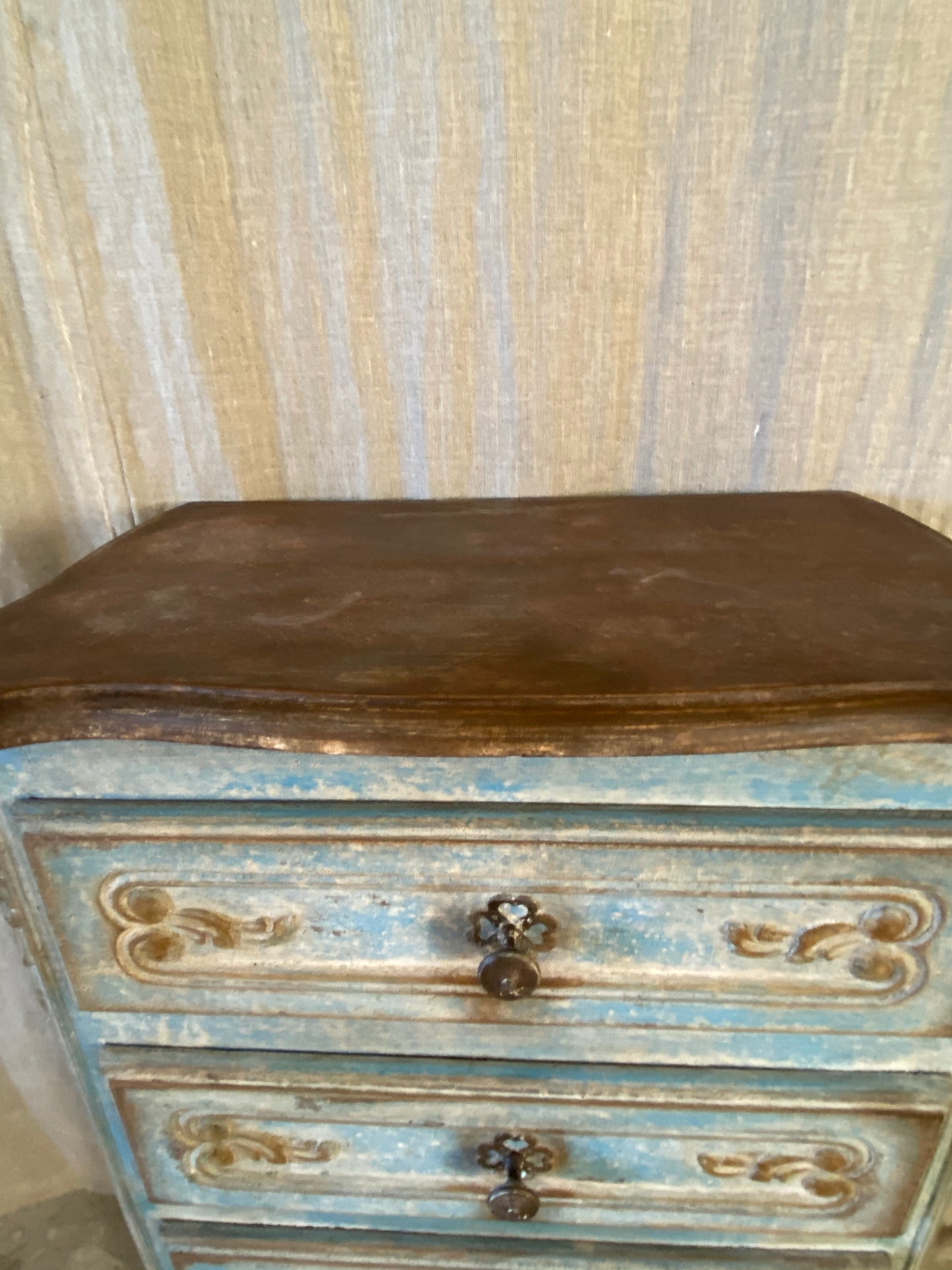 Cassettiera Provenzale Decorata