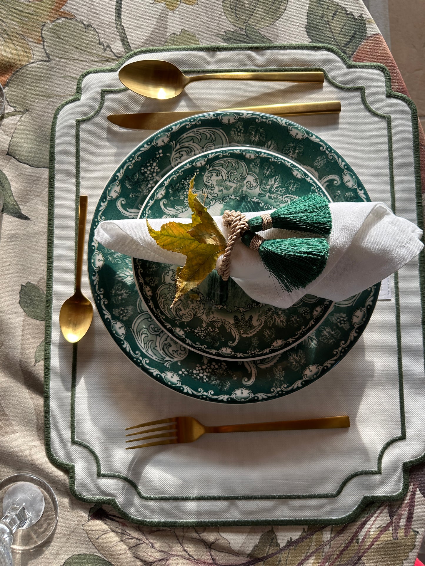 Set 3 Tovagliette Ricamate Verde/Avorio Double Idrorepellente