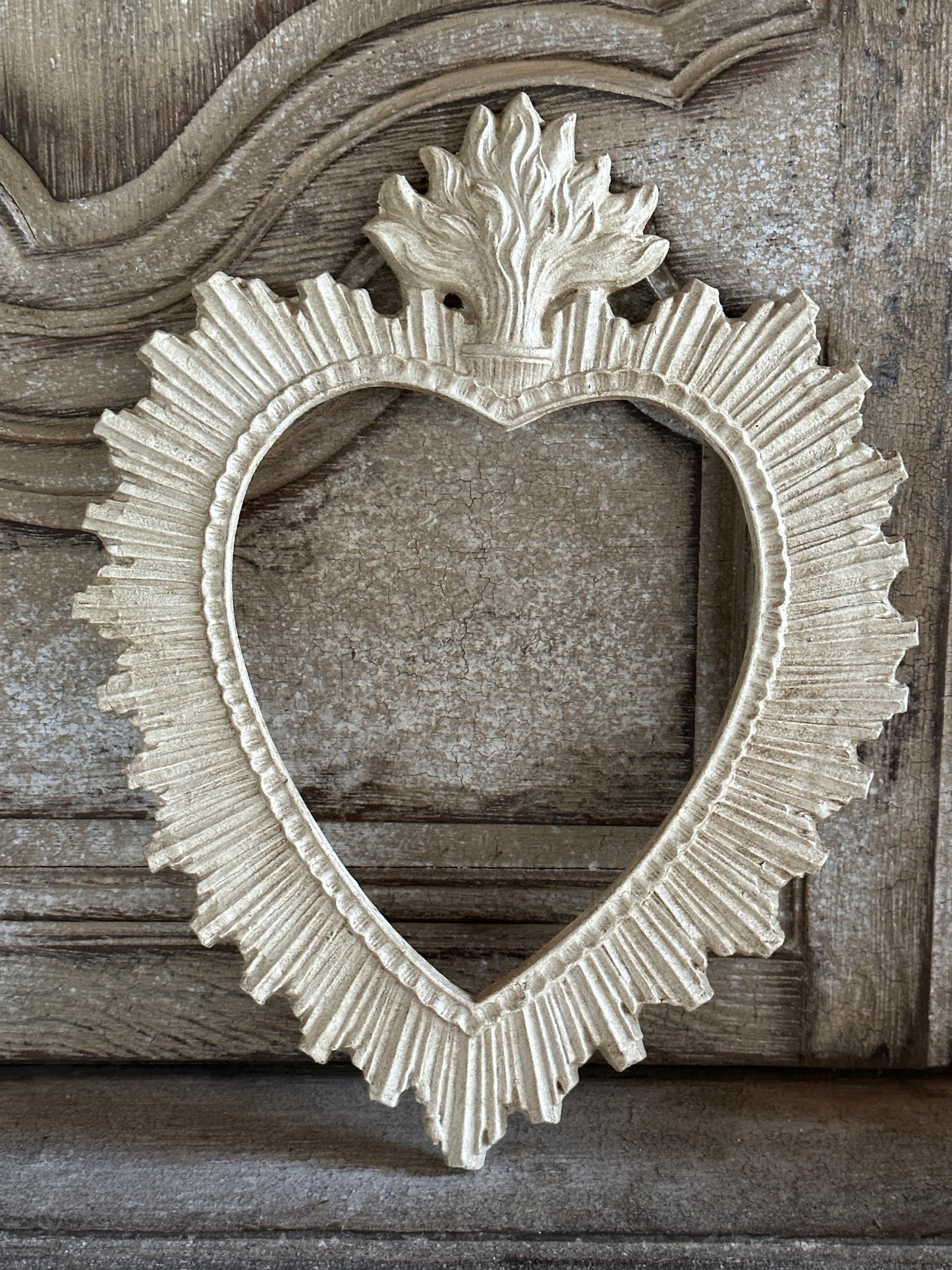 Cornice Ex-Voto