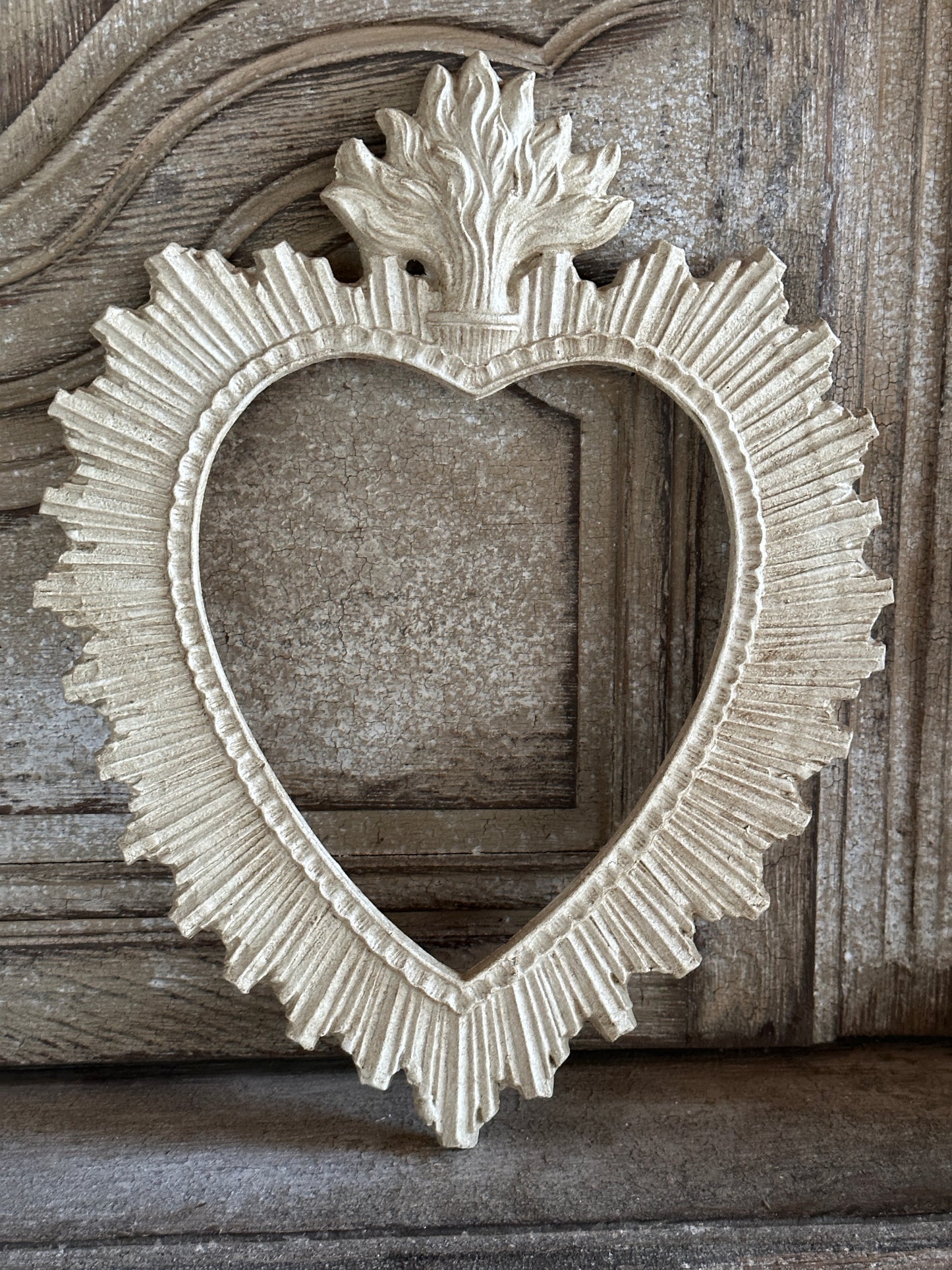 Cornice Ex-Voto