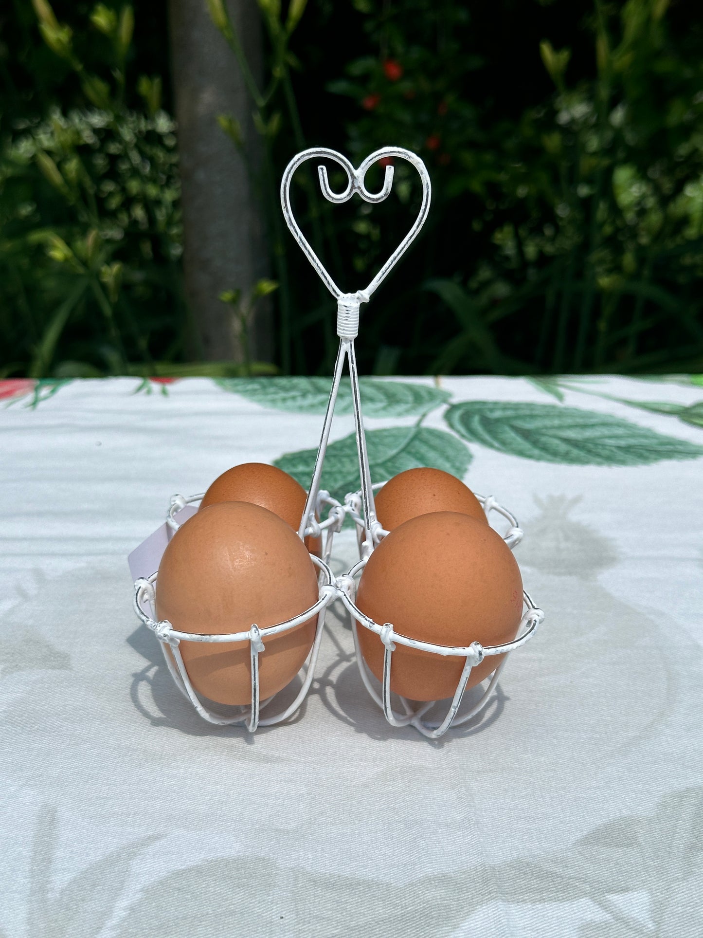 Portauova Con Cuore Bianco