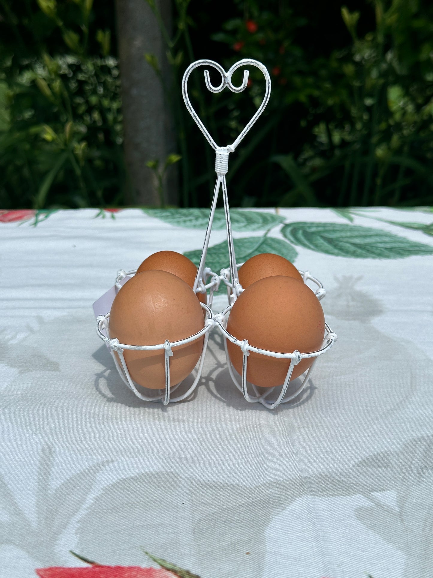 Portauova Con Cuore Bianco