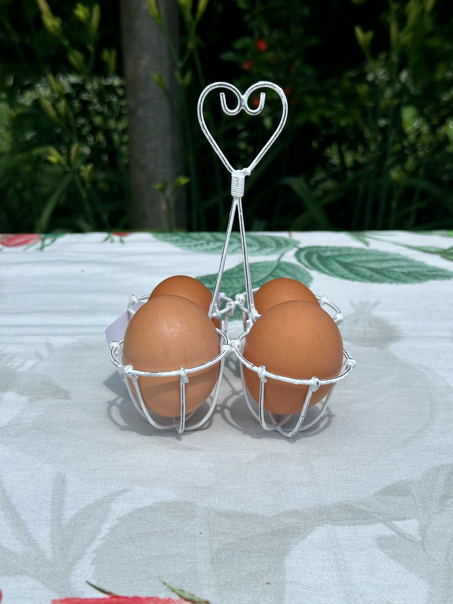 Portauova Con Cuore Bianco