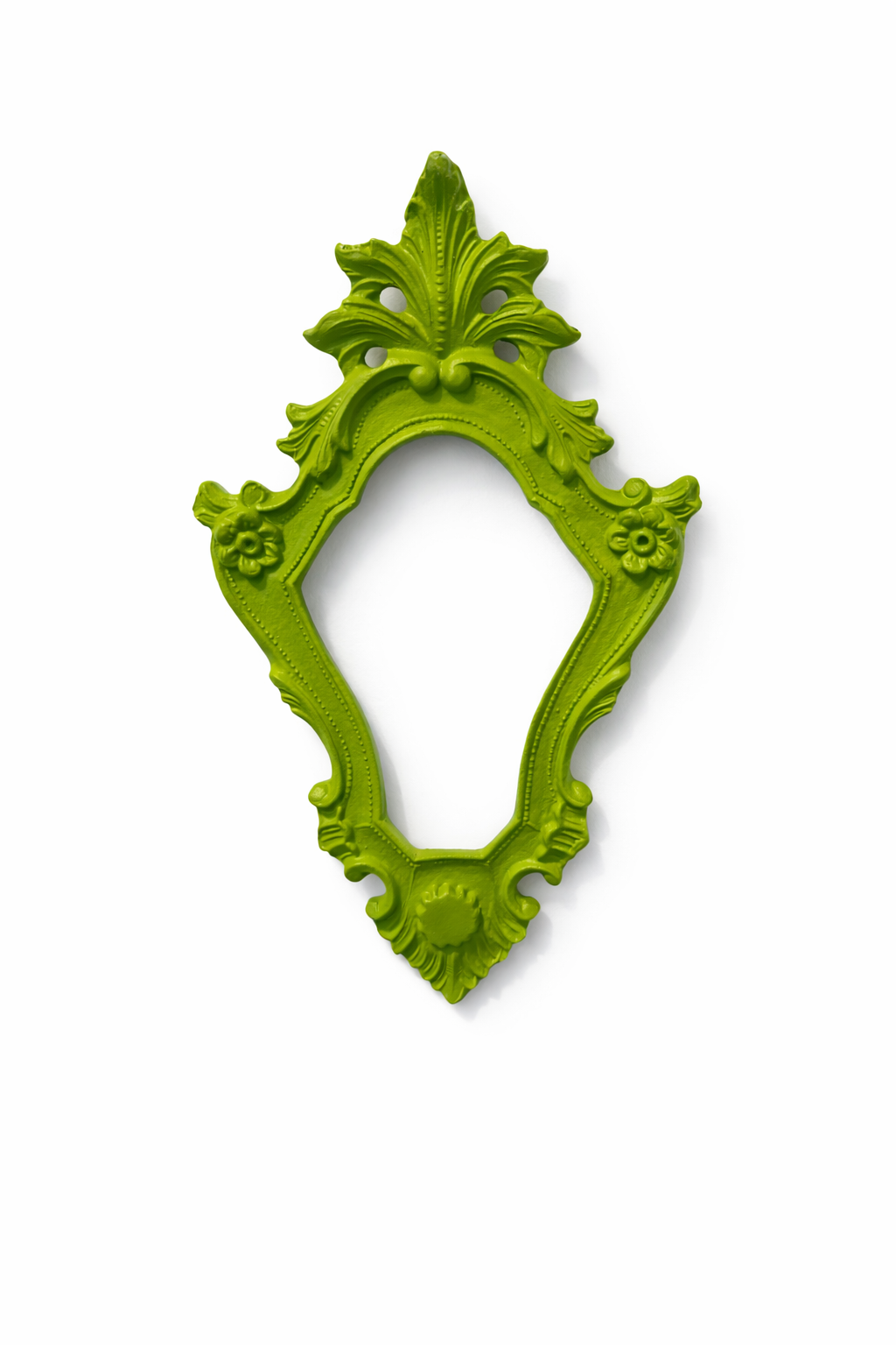 Cornice Con Punta A Foglia E Fiori Verde Acido