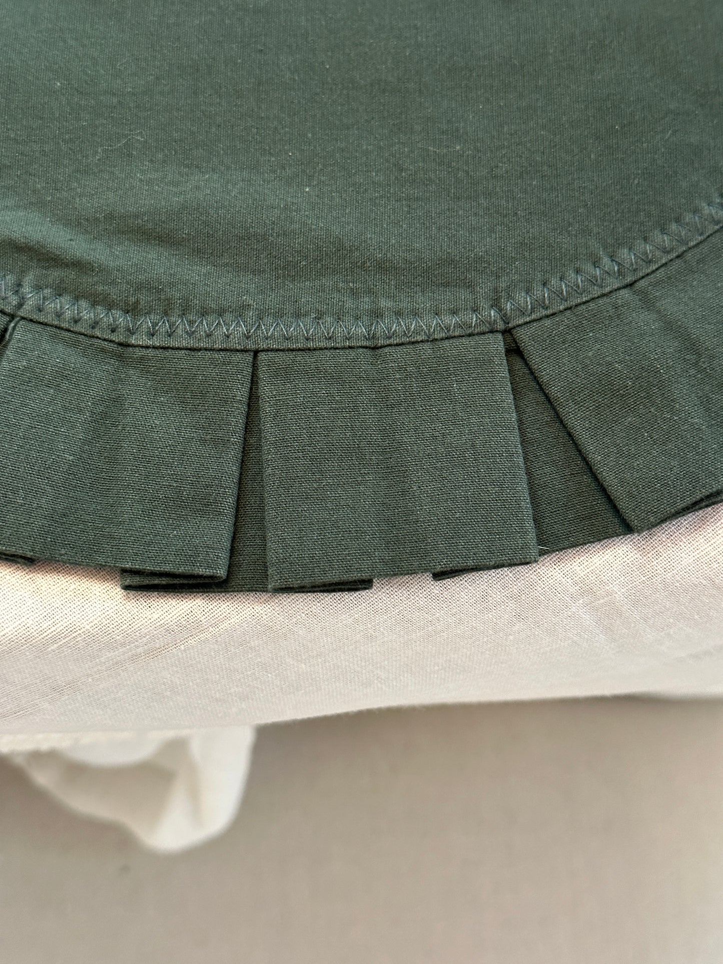 Tovaglietta Rotonda Con Rouches Verde