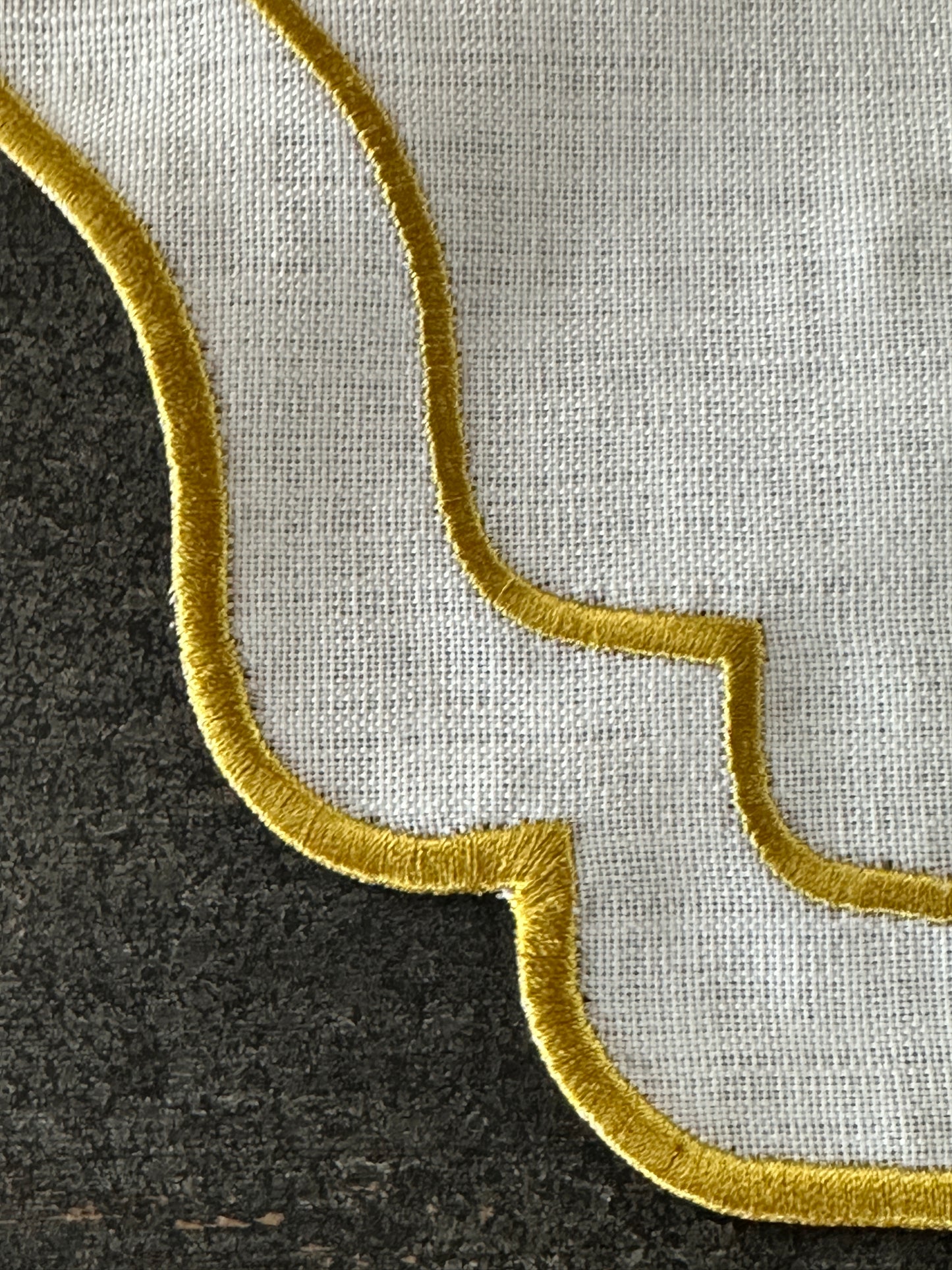Tovaglietta Lino Ricamata Bianco/ Oro