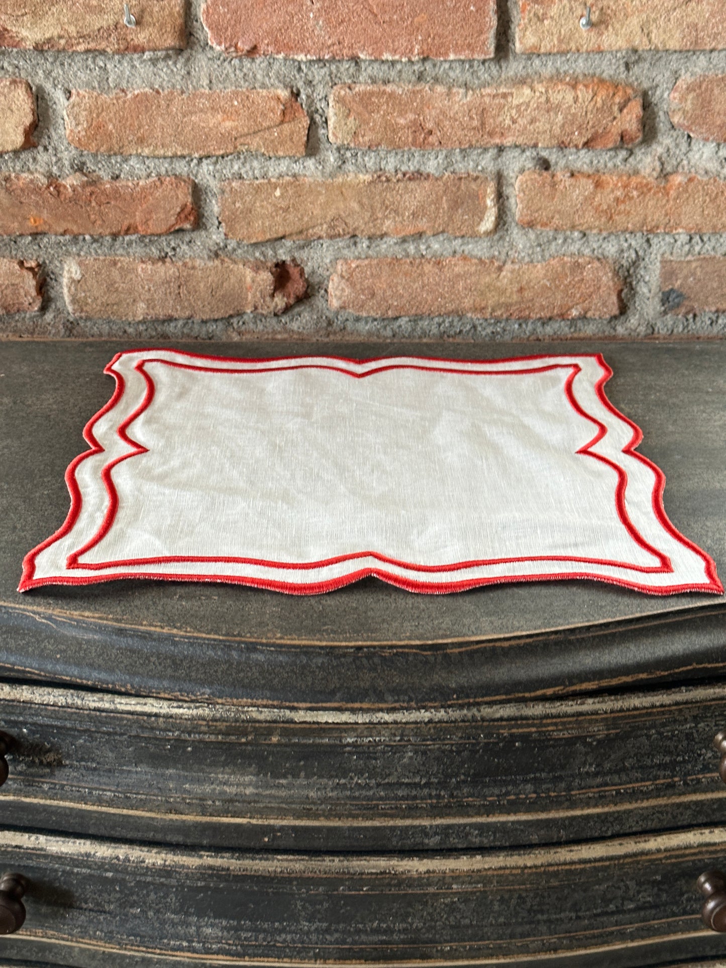 Tovaglietta Lino Ricamata Bianco/ Rosso