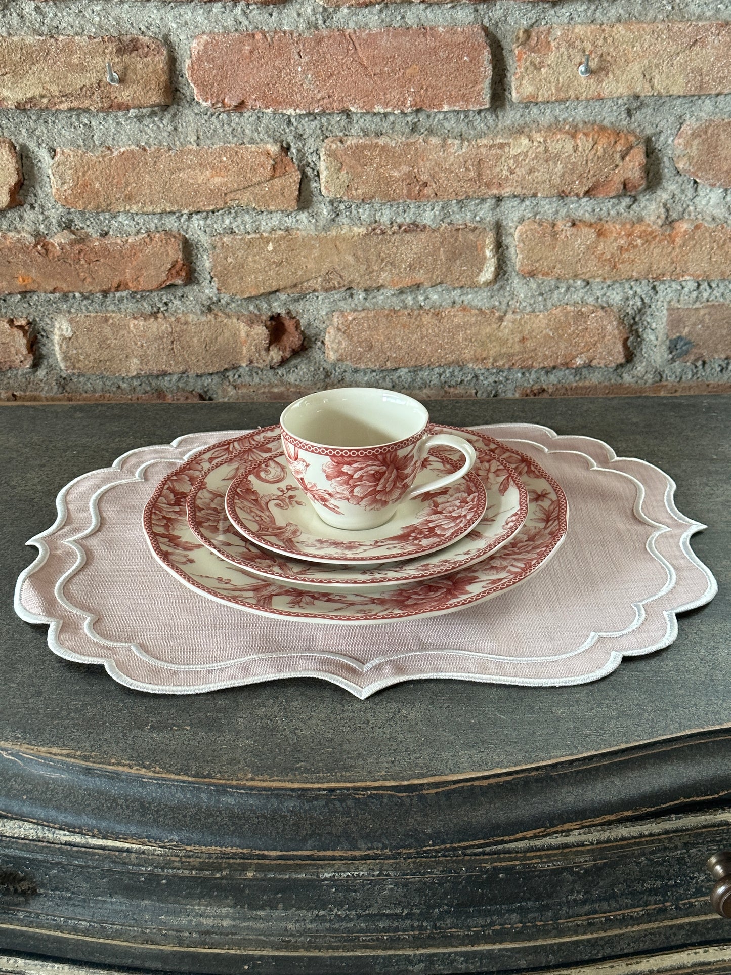Tovaglietta Lino Ricamata Rosa/ Bianco