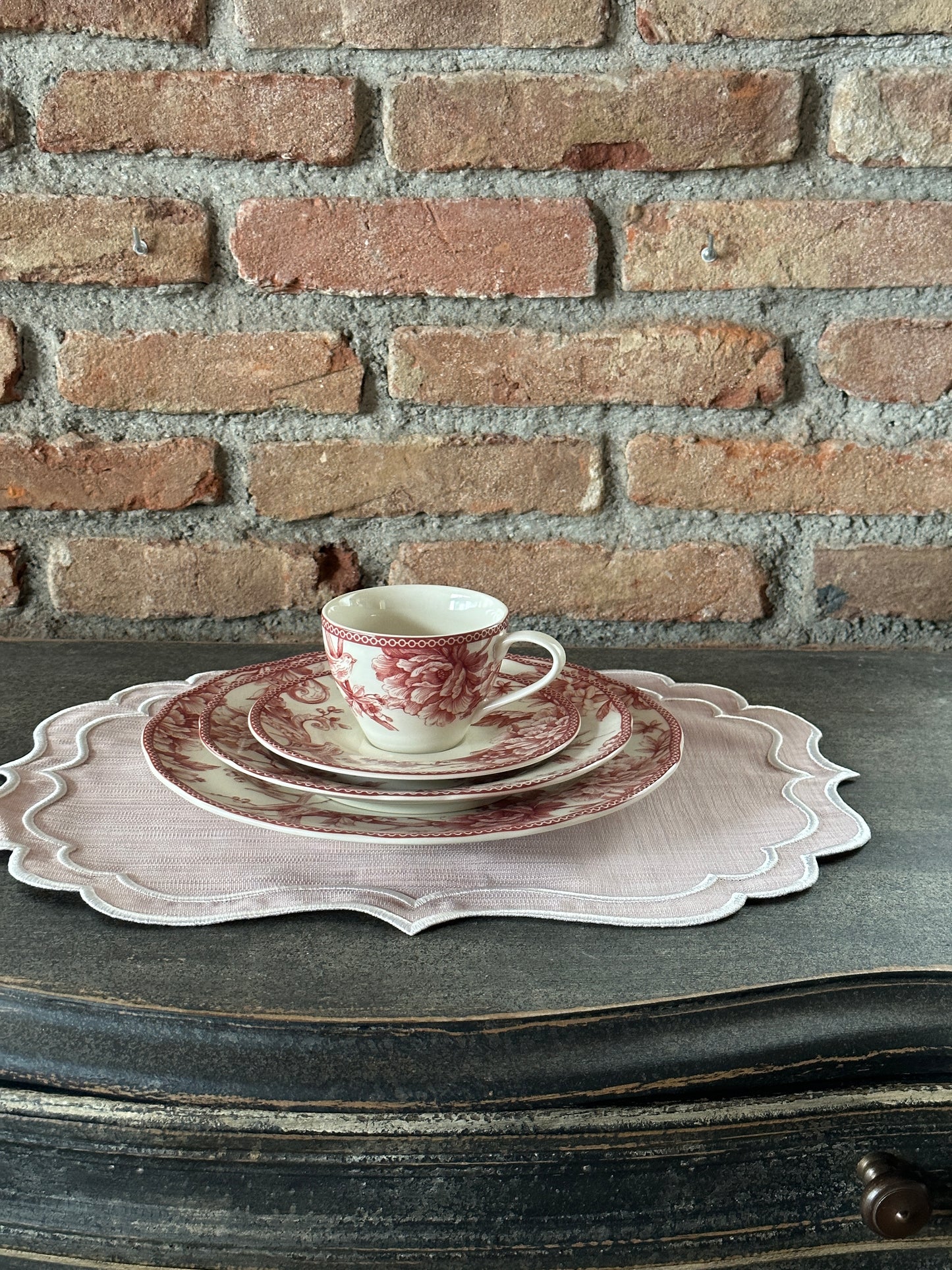 Tovaglietta Lino Ricamata Rosa/ Bianco