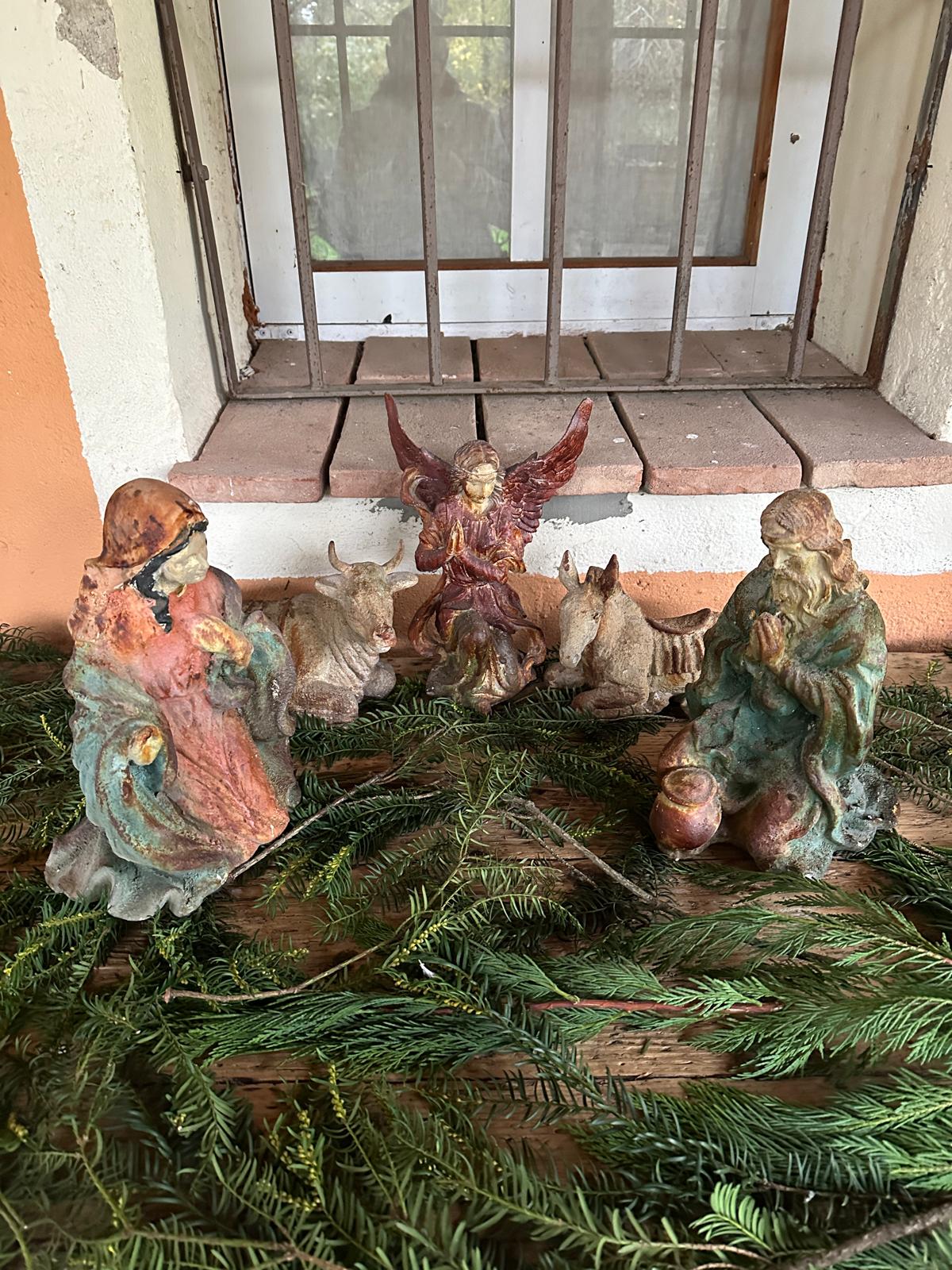 Set Presepe Anticato 9 Pezzi