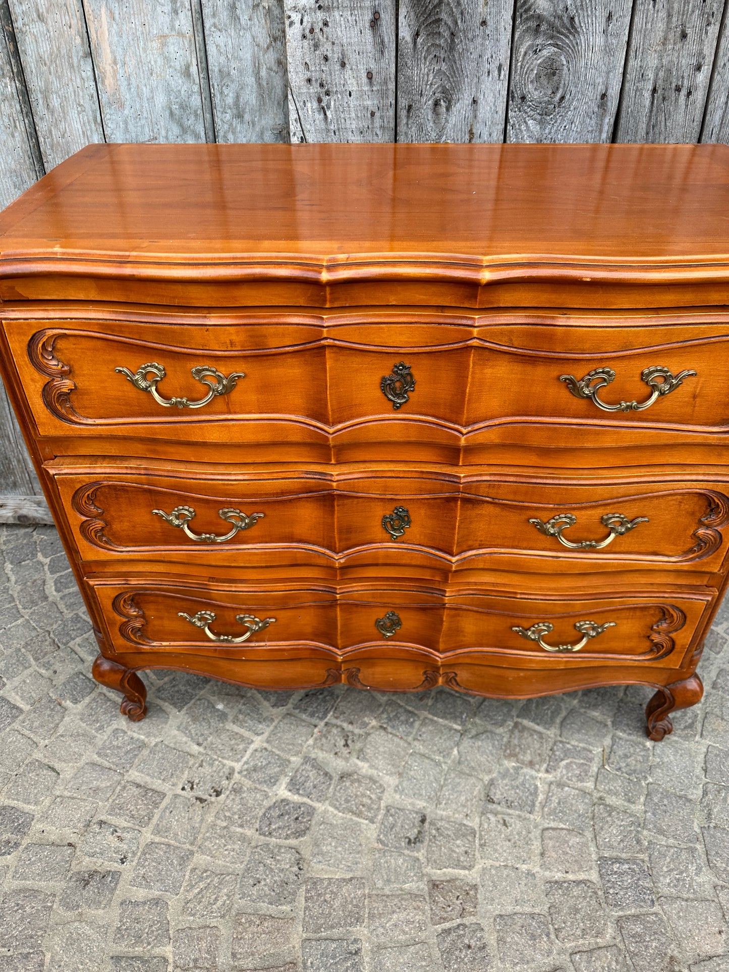 Comò Con Tre Cassetti Decorato
