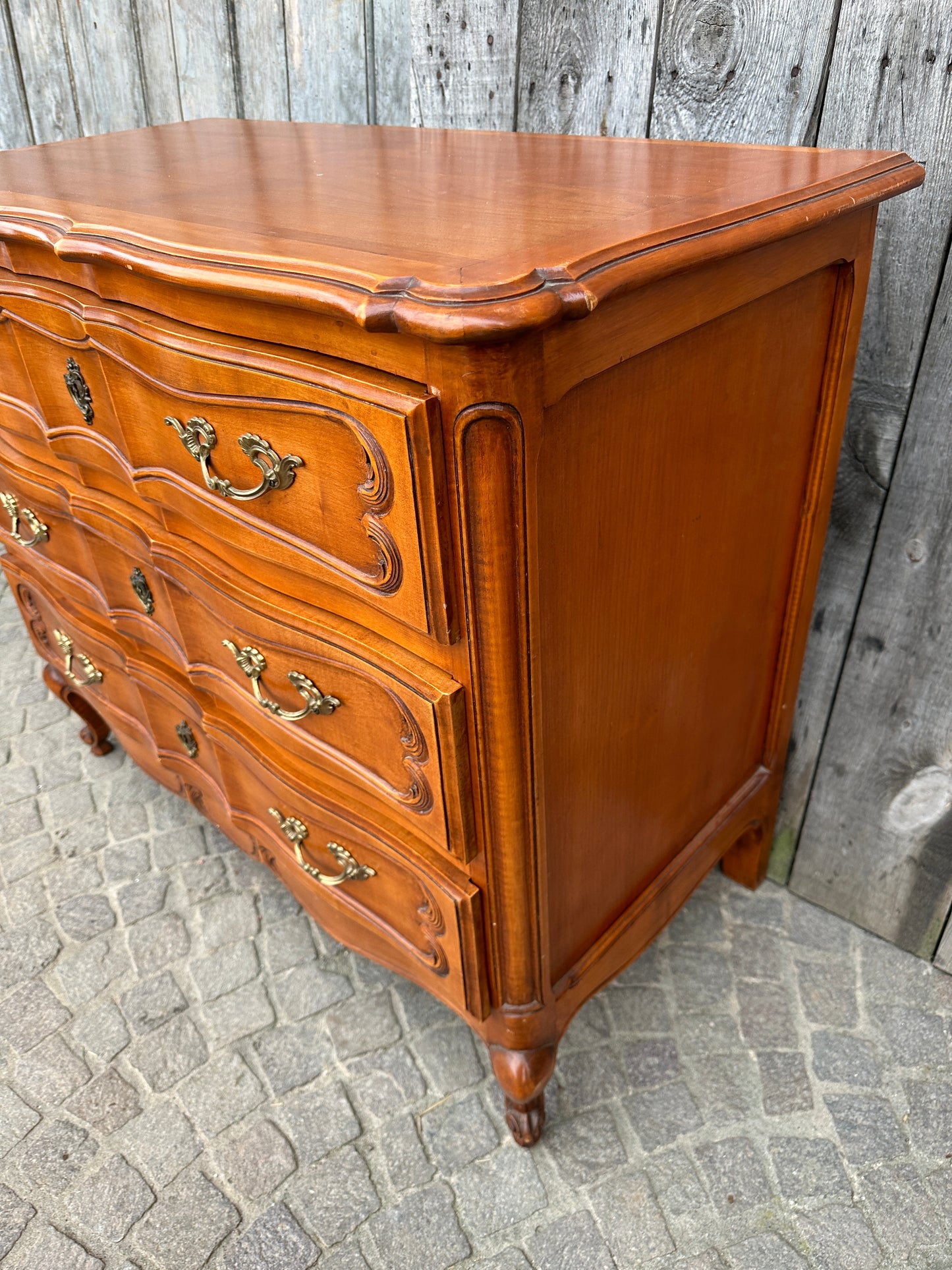 Comò Con Tre Cassetti Decorato