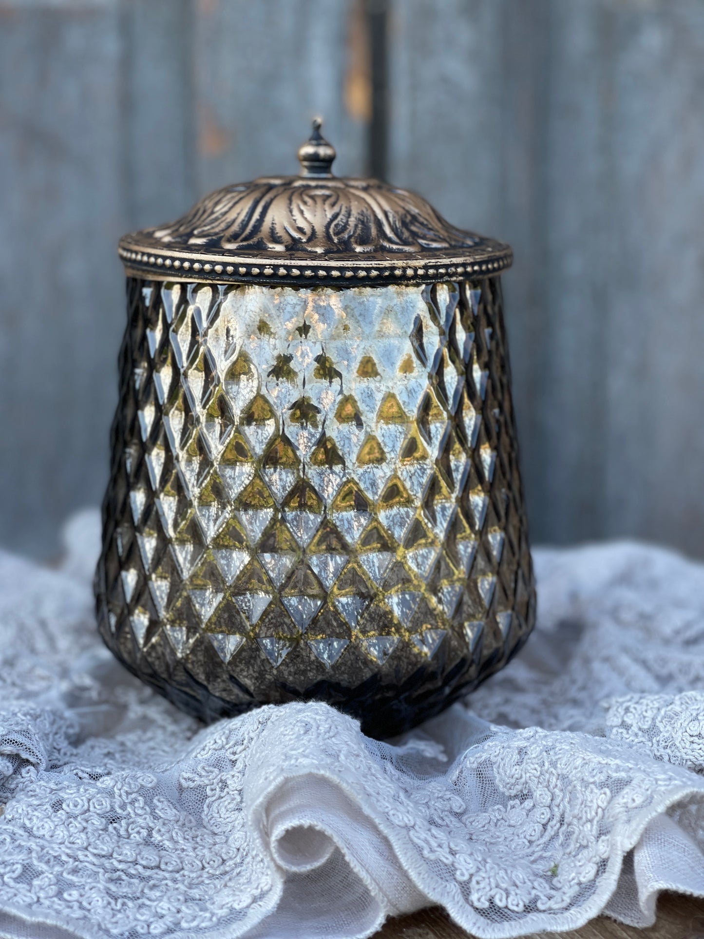 Vaso Con Coperchio Decoro Champagne