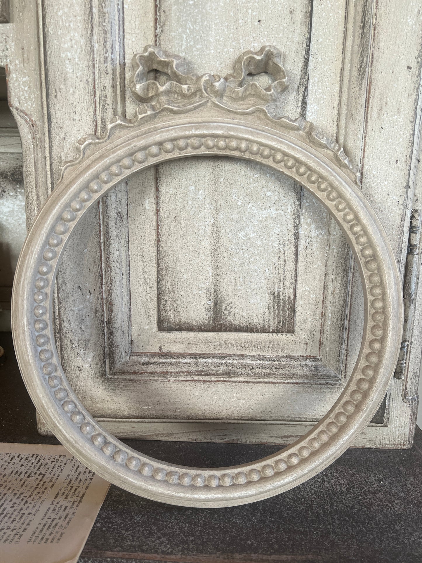 Cornice Nodo D'Amore Rotondo