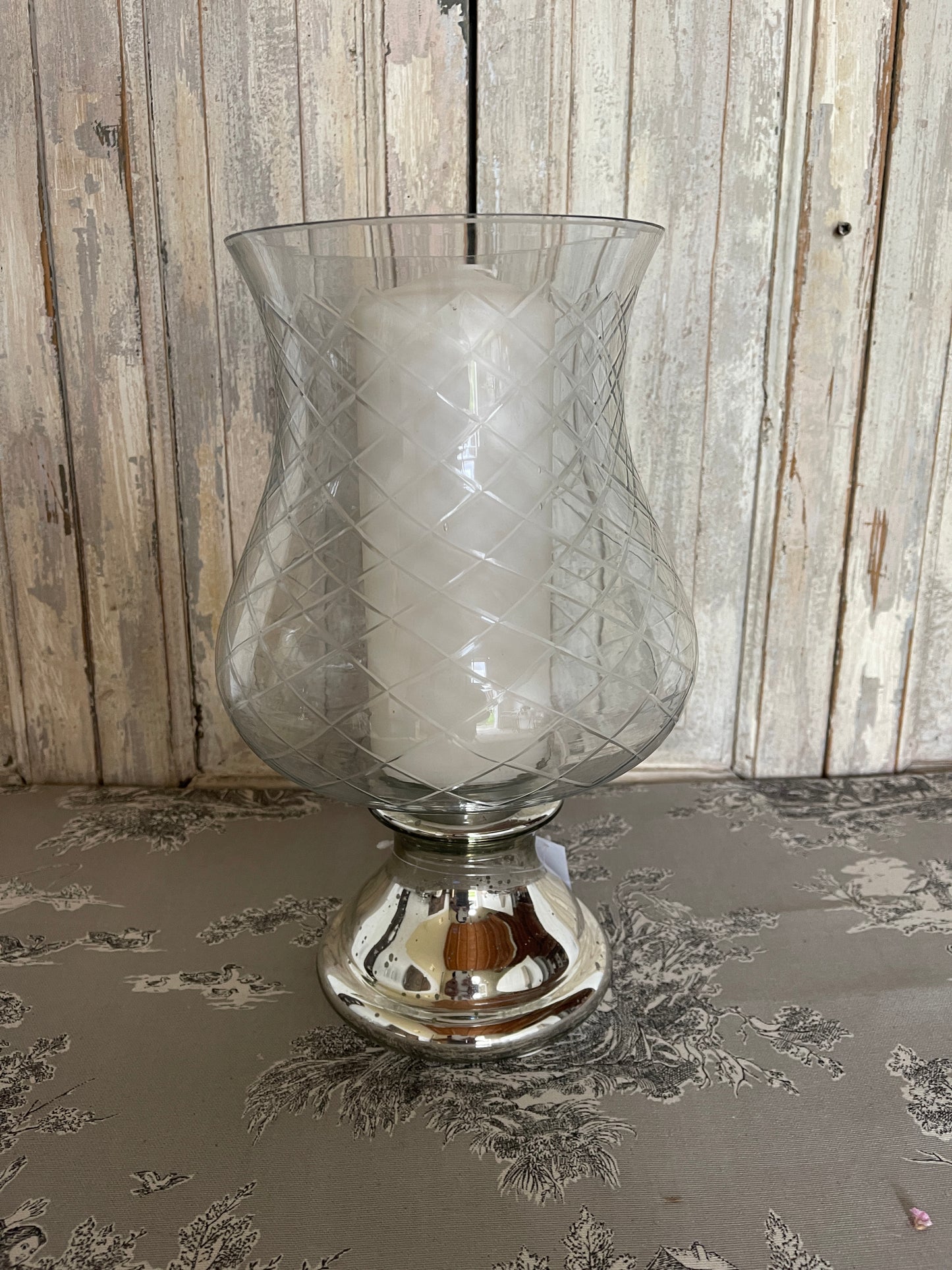Vaso Decorato Con Piedistallo Liscio Argento
