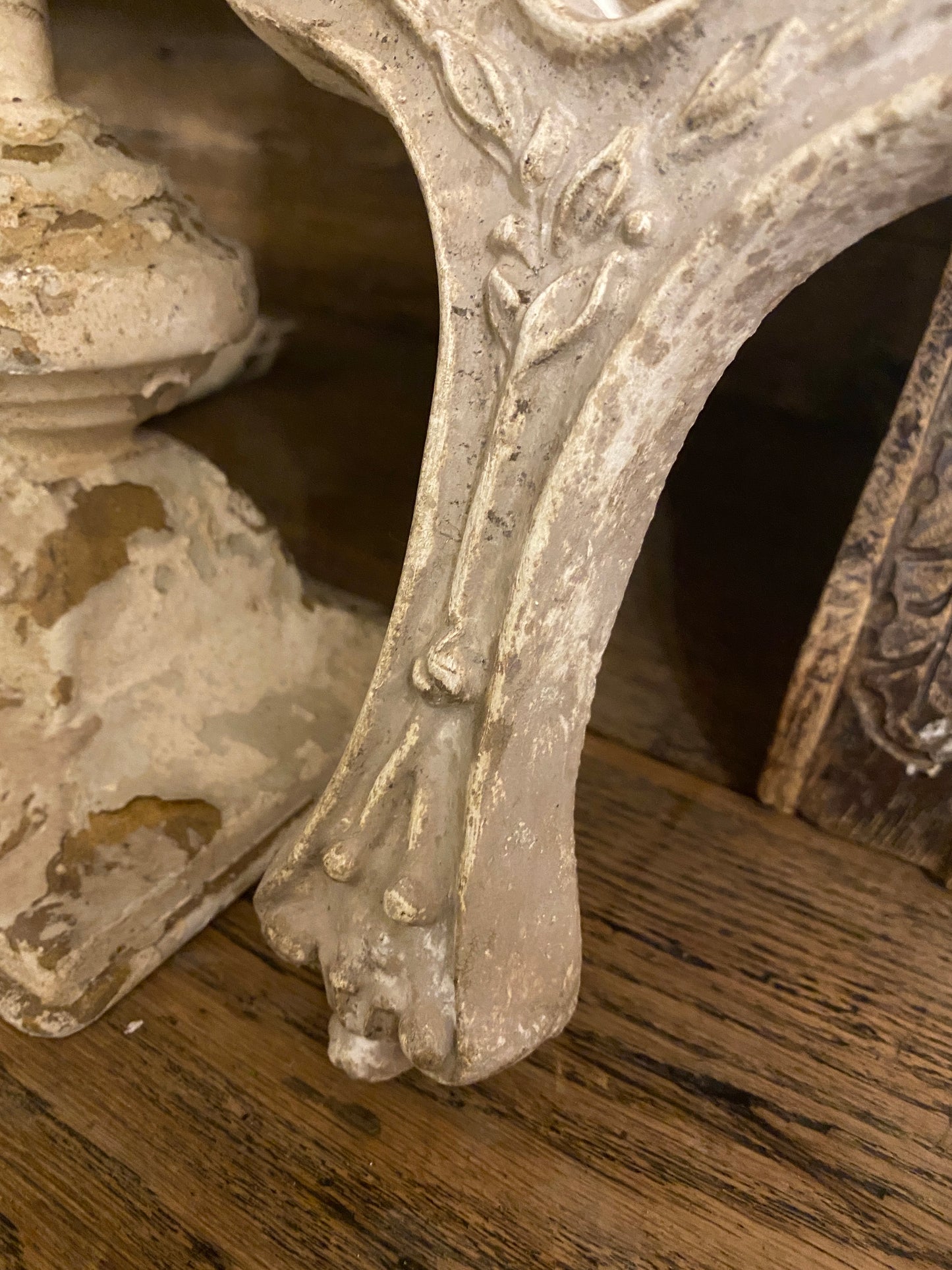 Specchio Con Decori E Manico Lavorato