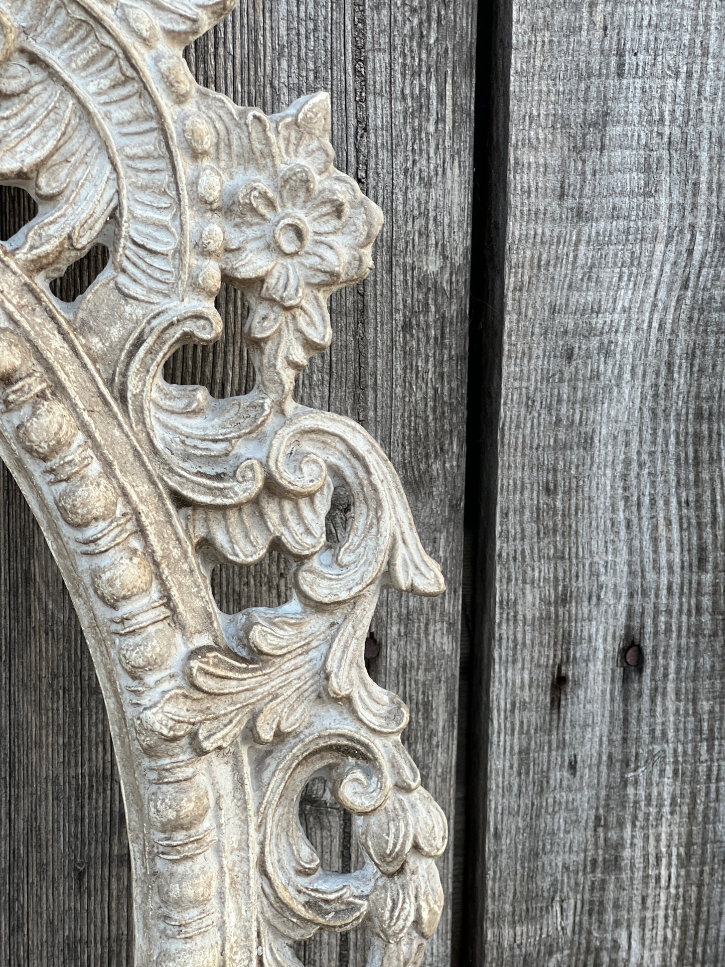 Cornice Ovale Decorata Con Fregio e Fiori