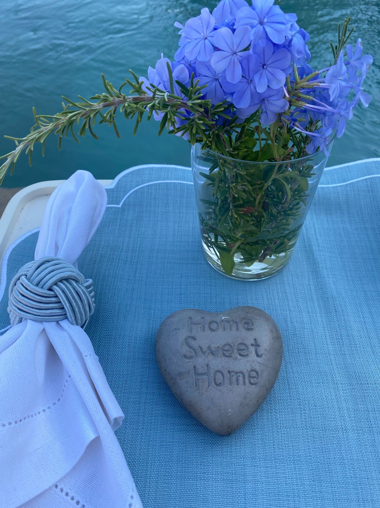 Tovaglietta Lino Ricamata Azzurro/ Bianco