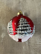 Load image into Gallery viewer, Decoro Sfera Rossa Decorata

