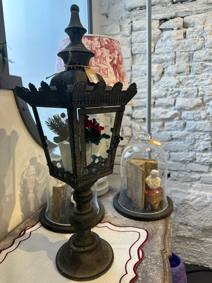 Lanterna Nera Con Piedistallo