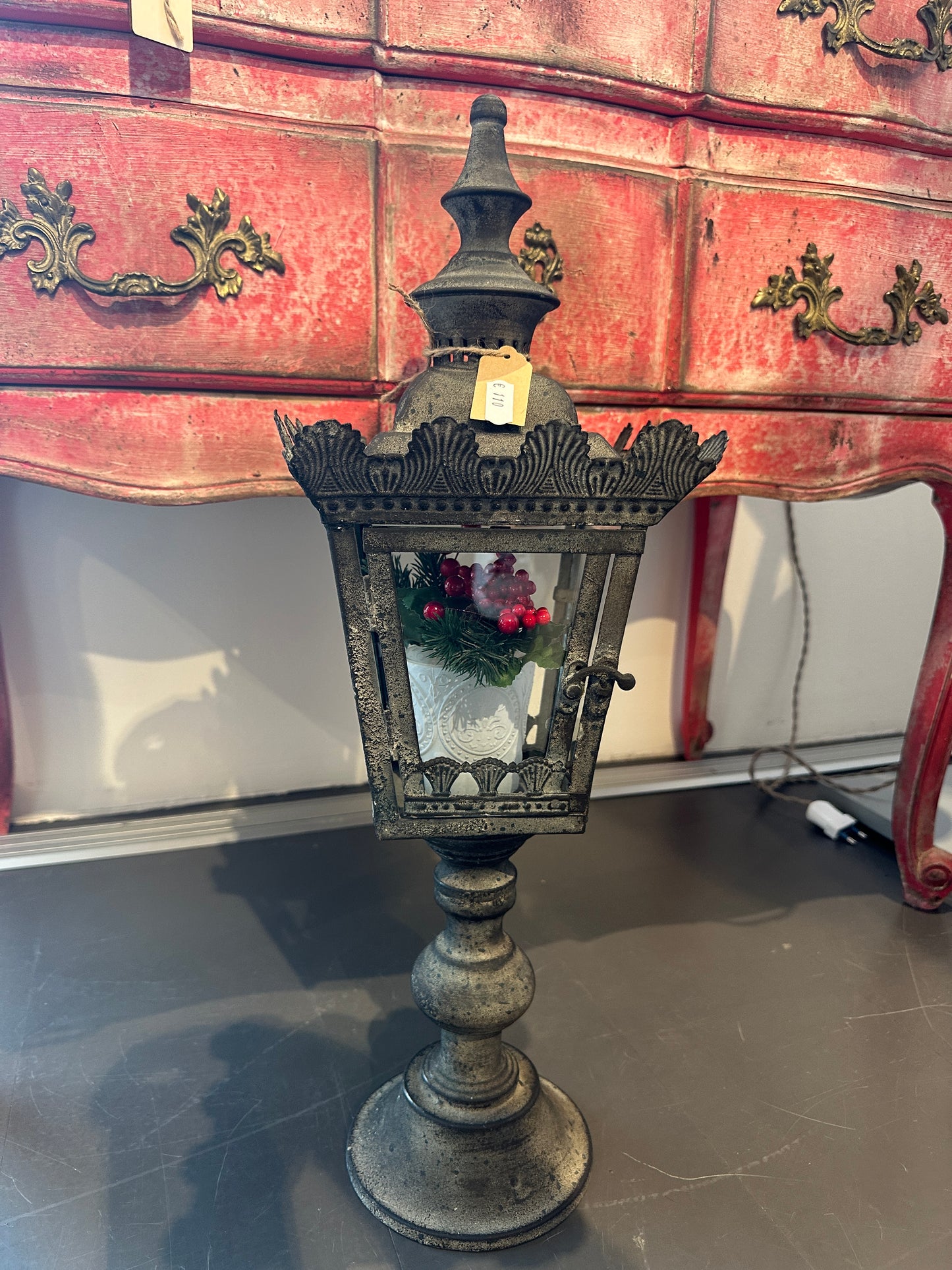 Lanterna Nera Con Piedistallo