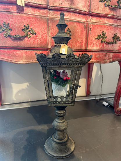 Lanterna Nera Con Piedistallo